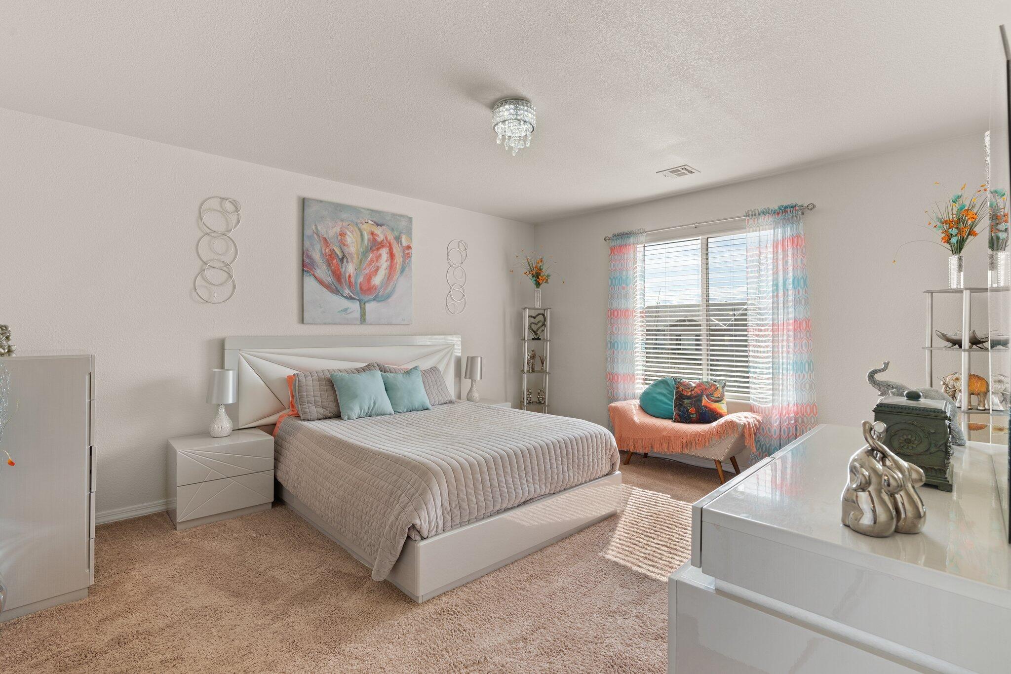 3625 Buckaroo Loop NE