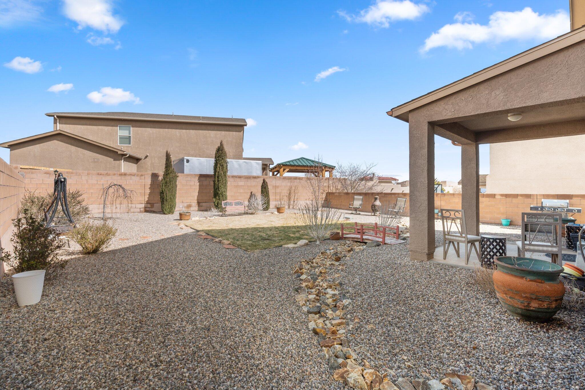 3625 Buckaroo Loop NE
