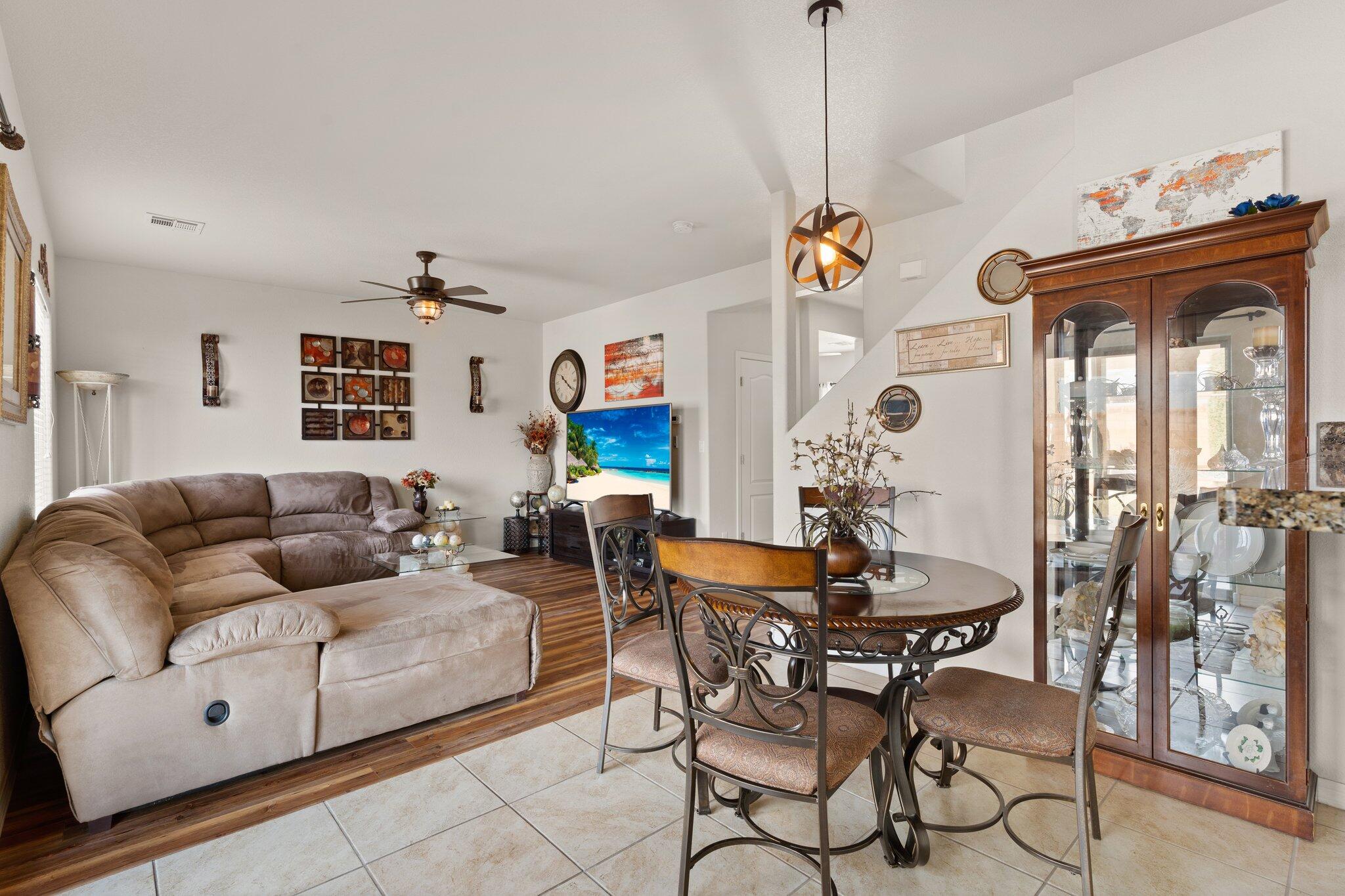 3625 Buckaroo Loop NE
