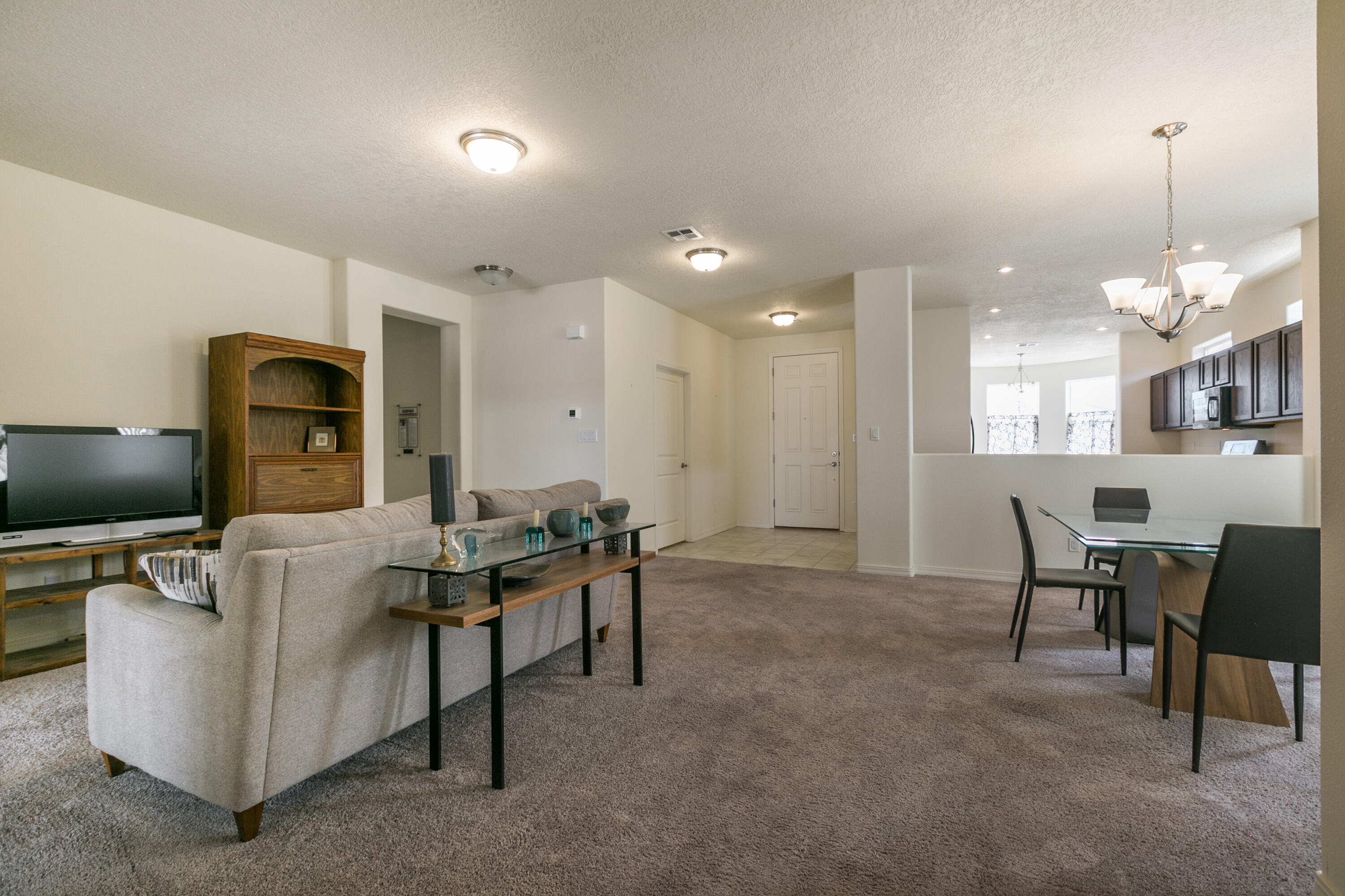 481 Rio Chama Circle SW