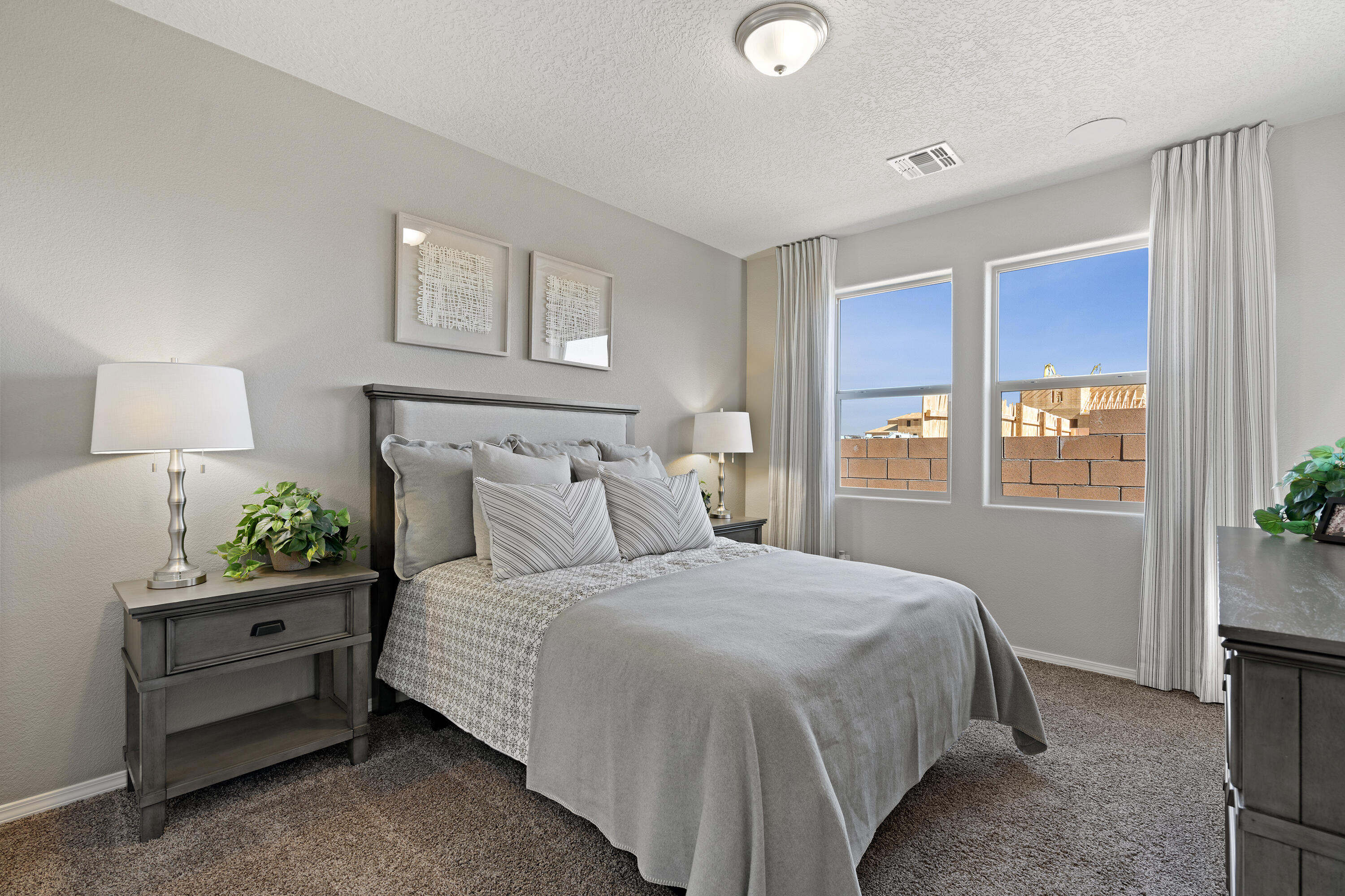 630 Turmalina Drive SE