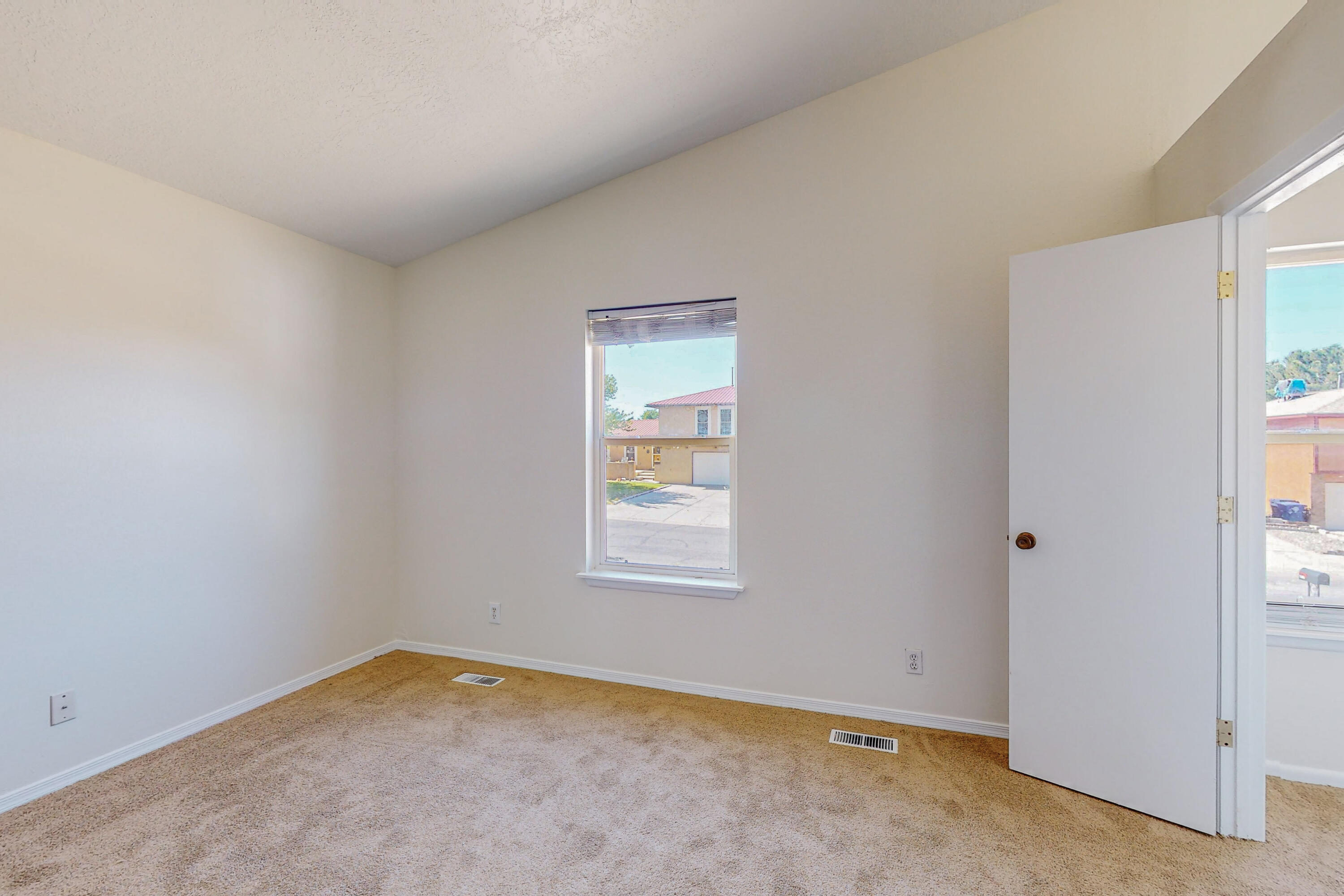 7005 Marilyn Avenue NE