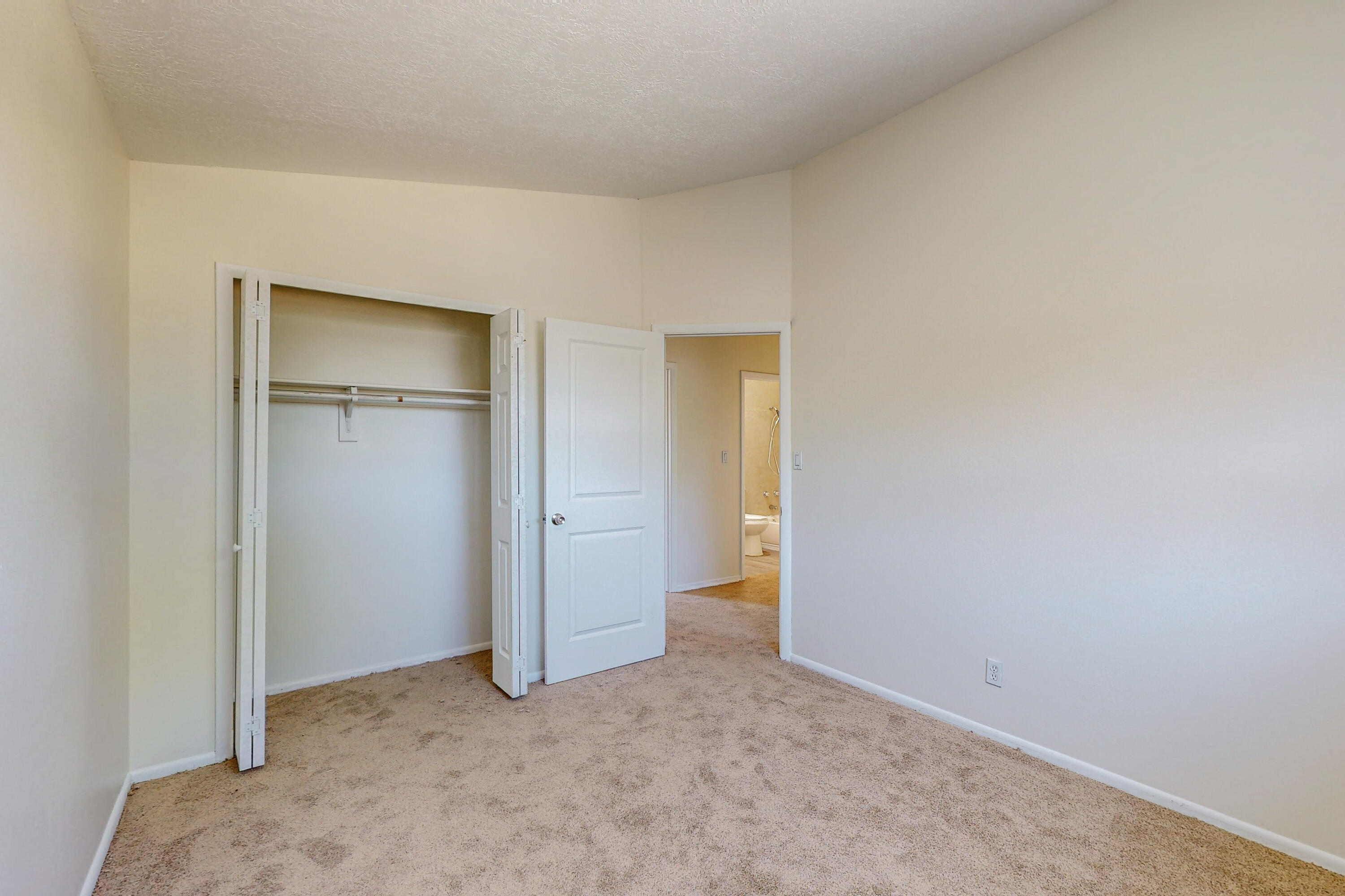 7005 Marilyn Avenue NE