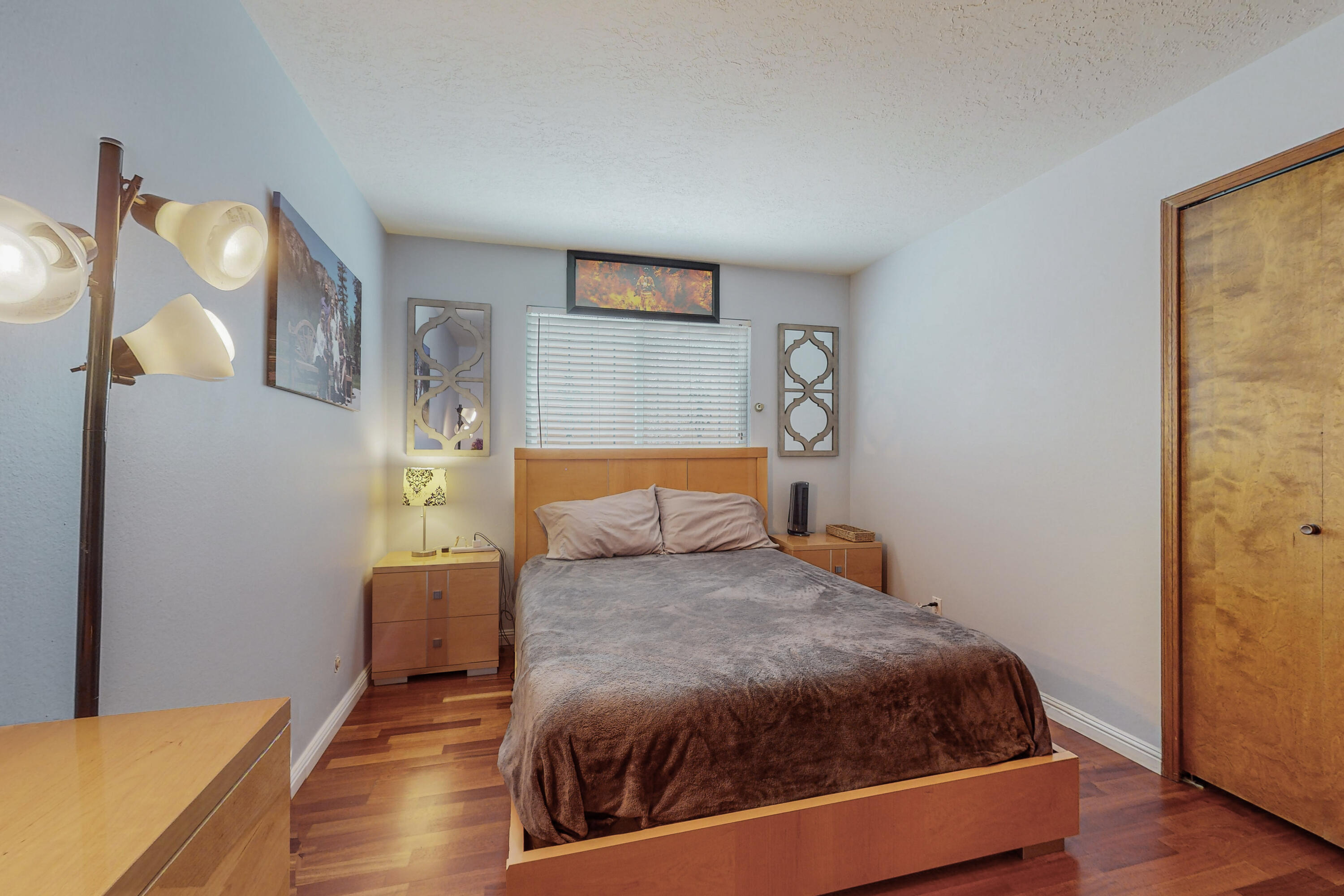 7013 Cherry Blossom Ln Lane NE