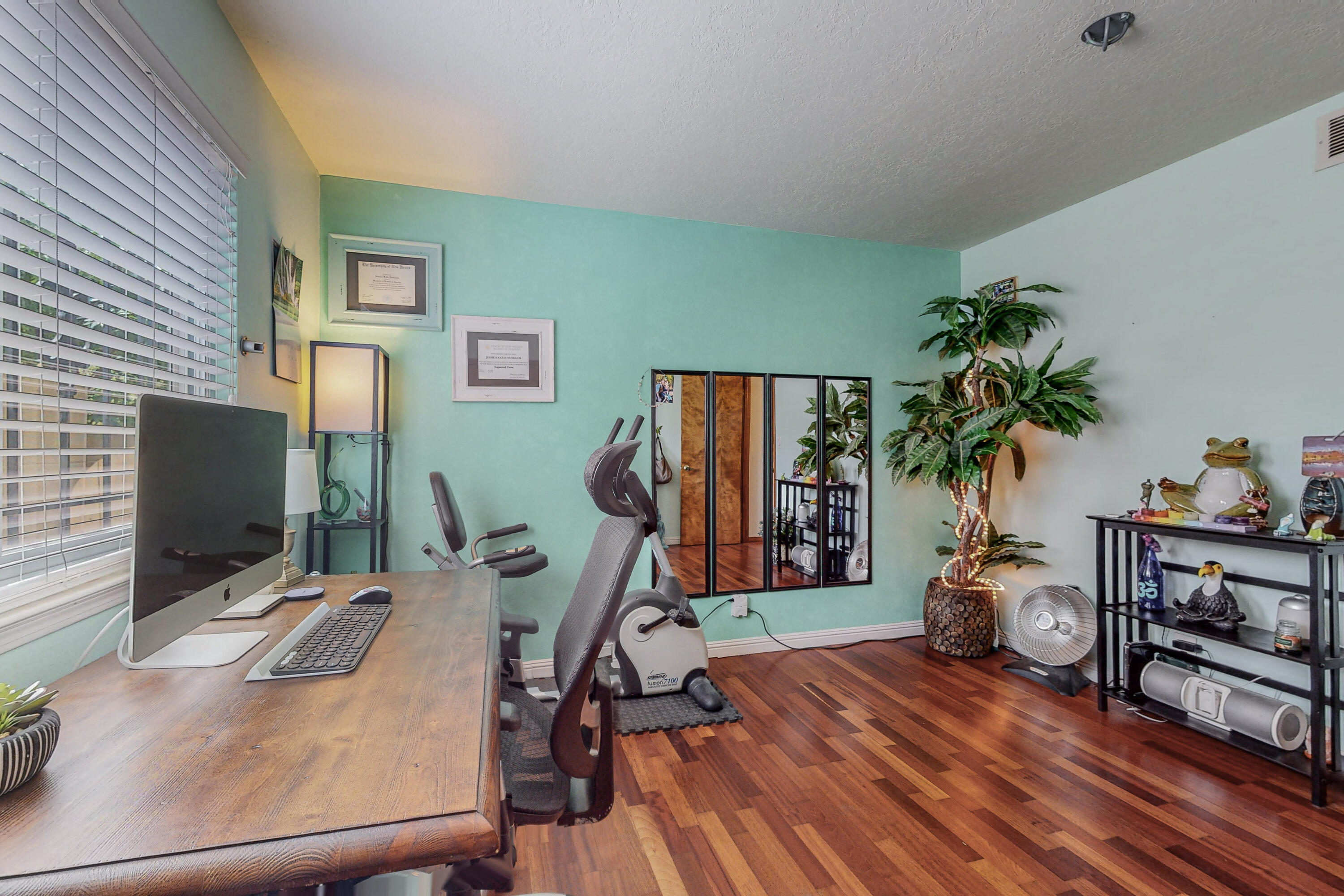 7013 Cherry Blossom Ln Lane NE