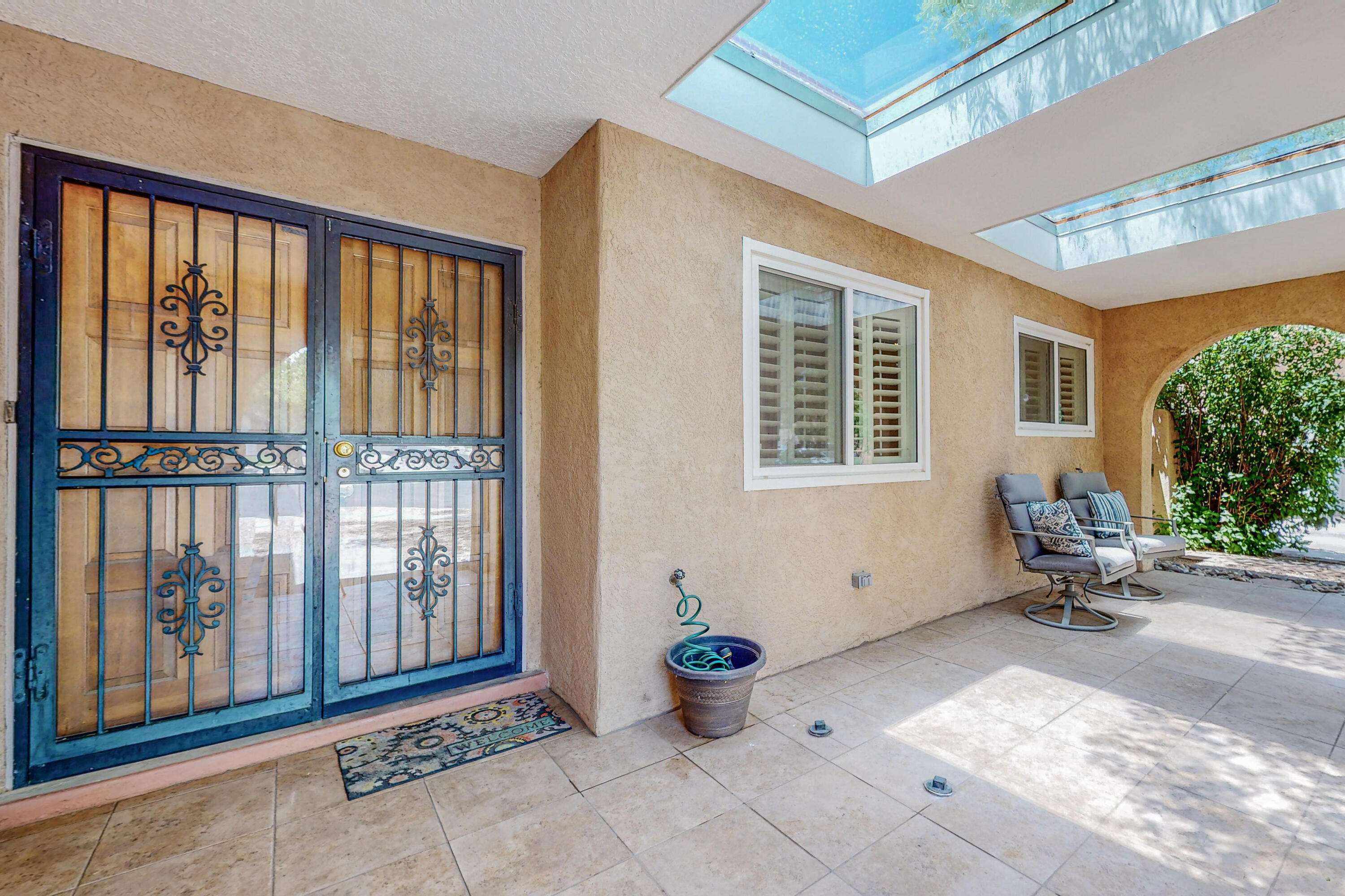 7013 Cherry Blossom Ln Lane NE