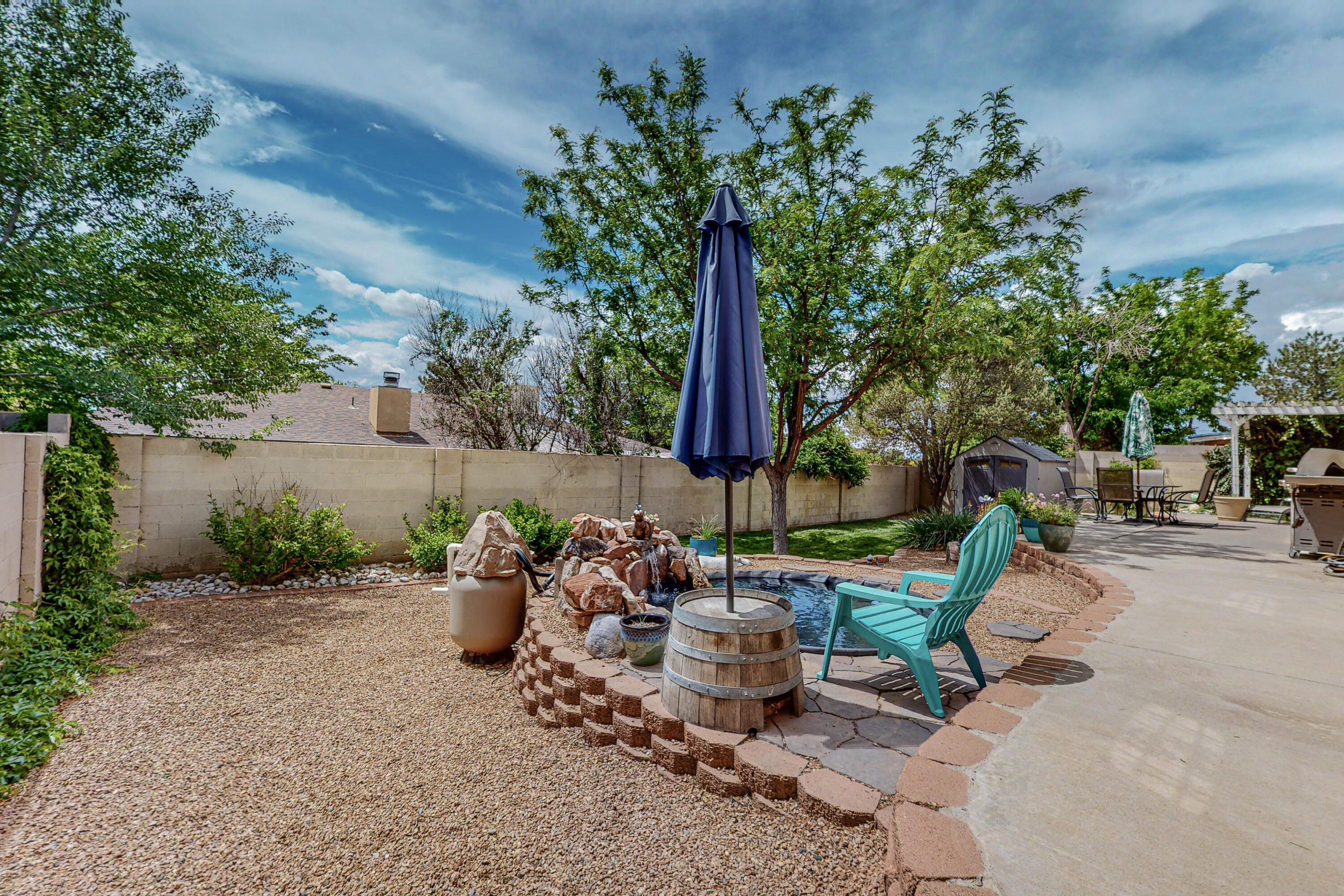 7013 Cherry Blossom Ln Lane NE