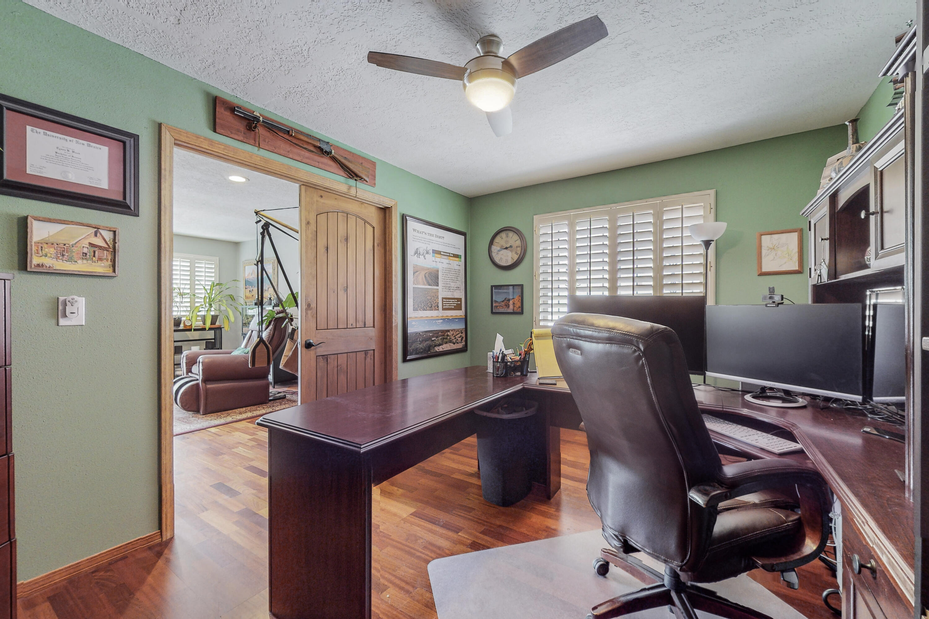 7013 Cherry Blossom Ln Lane NE