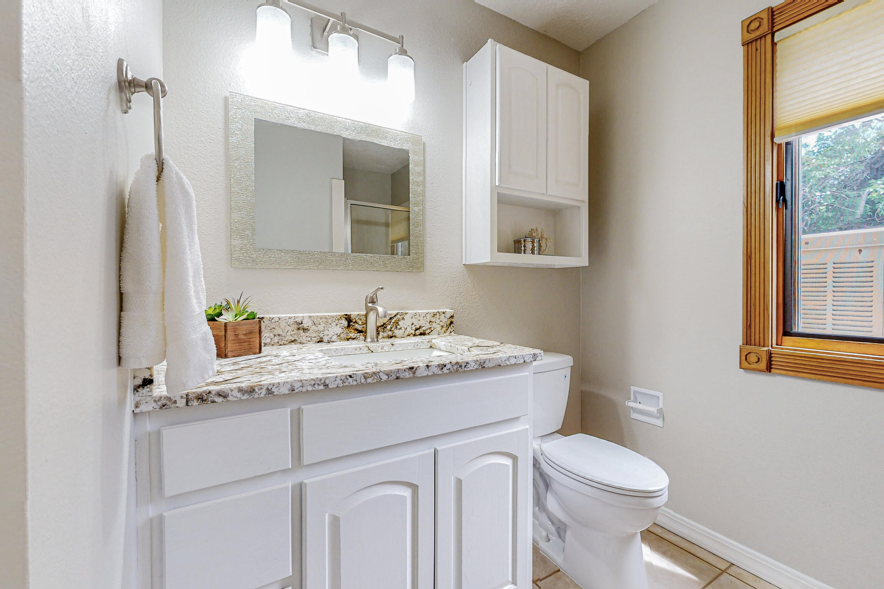 10204 Keeping Drive NW