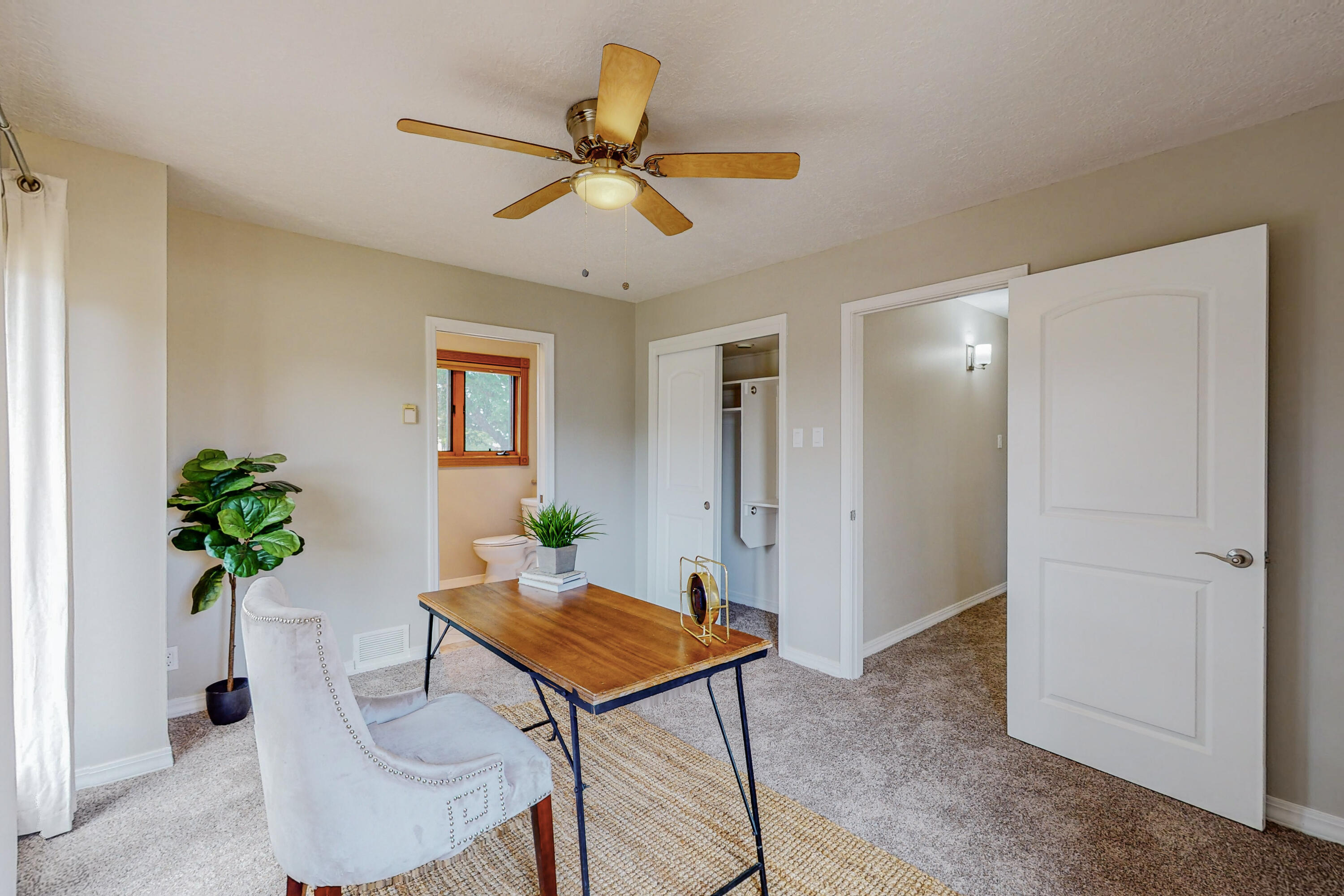 10204 Keeping Drive NW