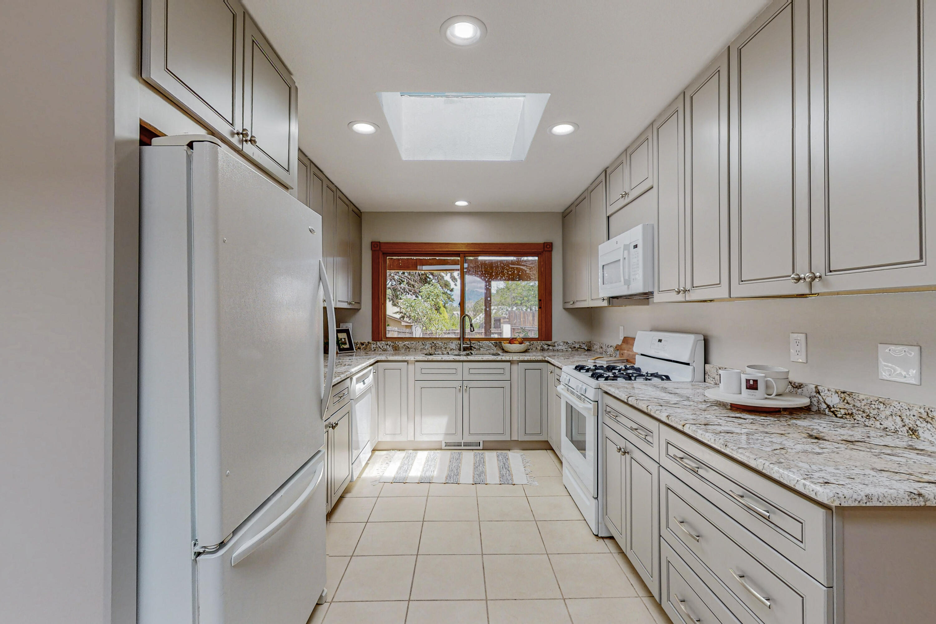 10204 Keeping Drive NW