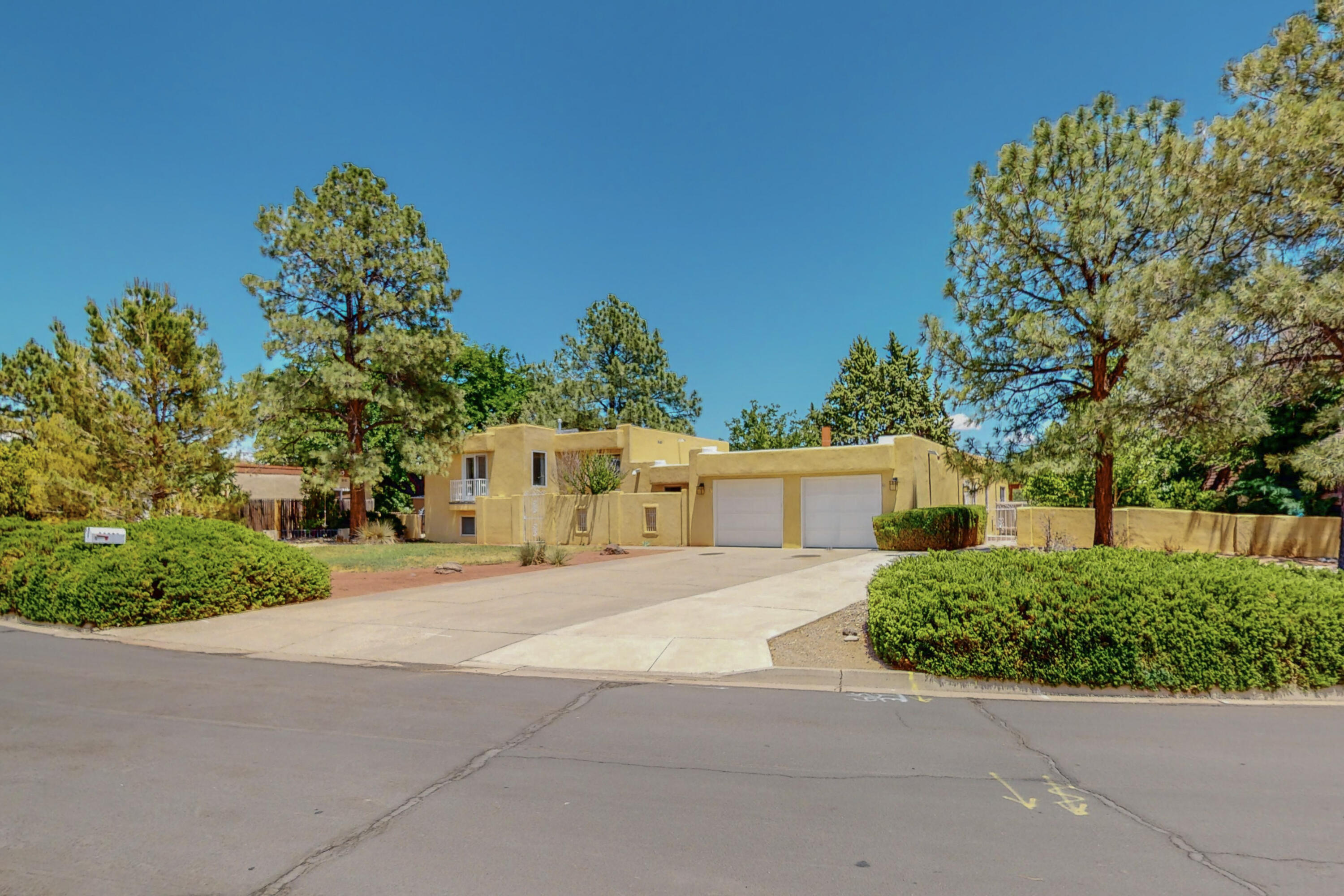 10204 Keeping Drive NW