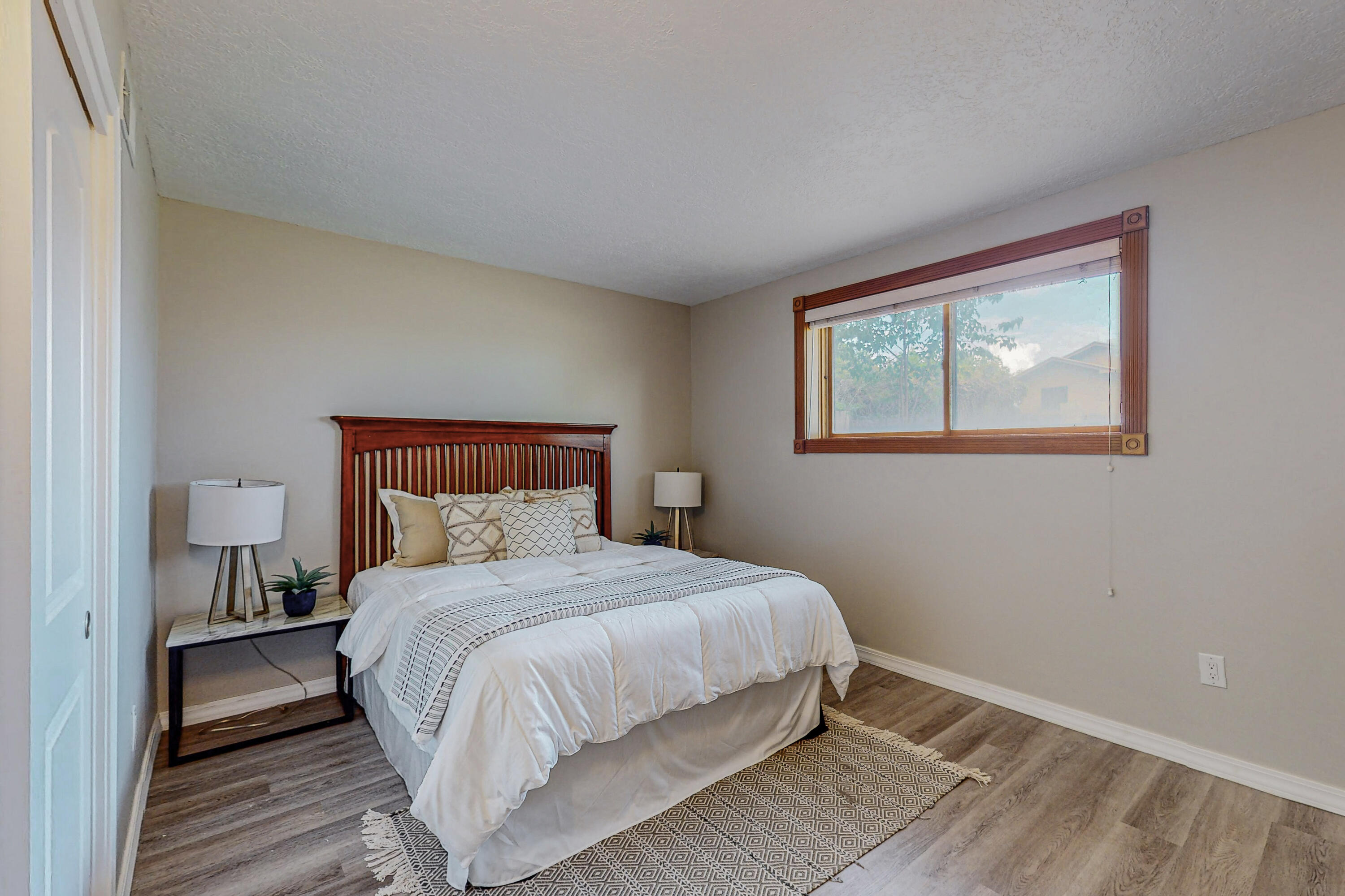 10204 Keeping Drive NW