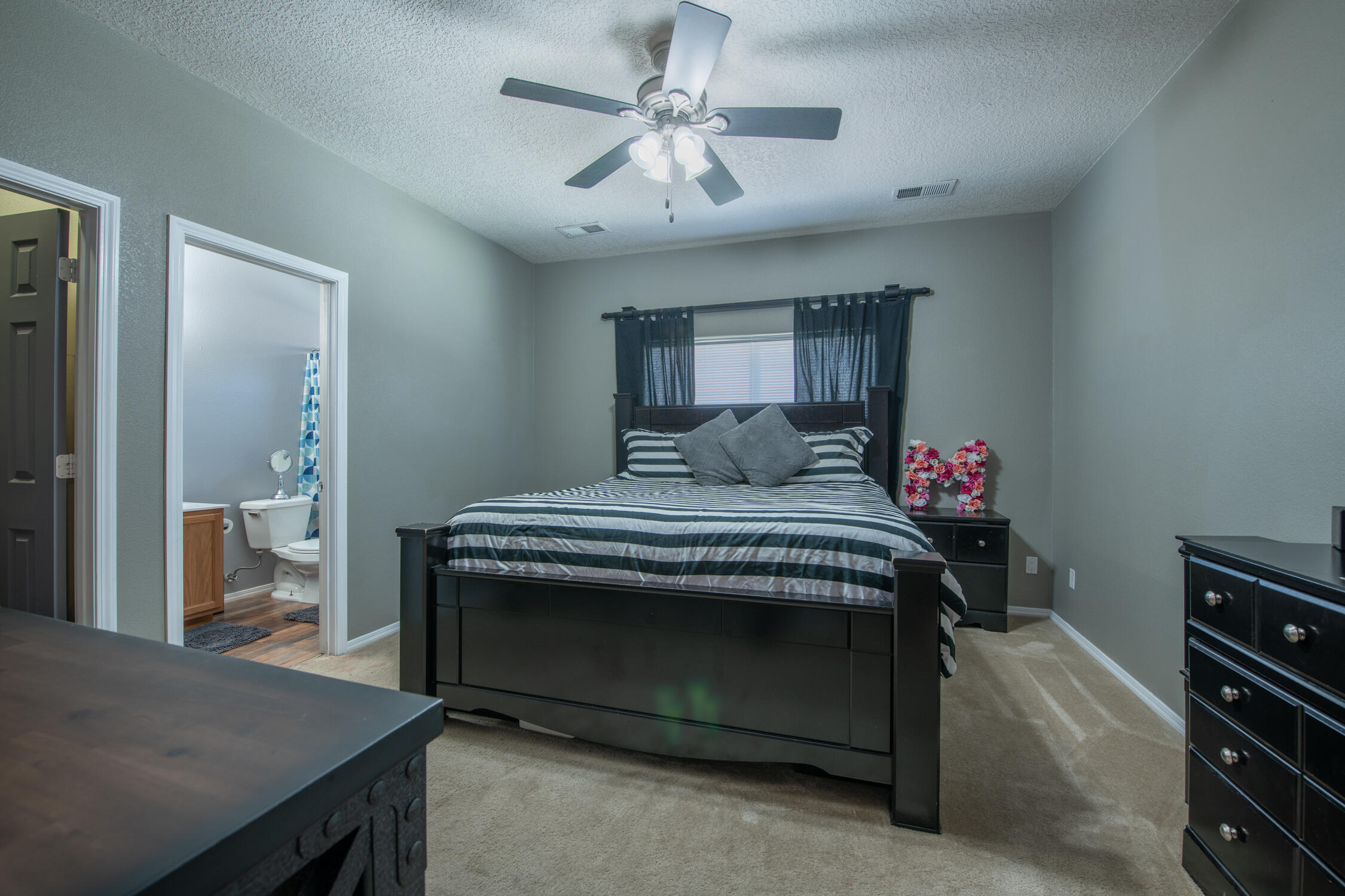 2024 Maywood Drive SE