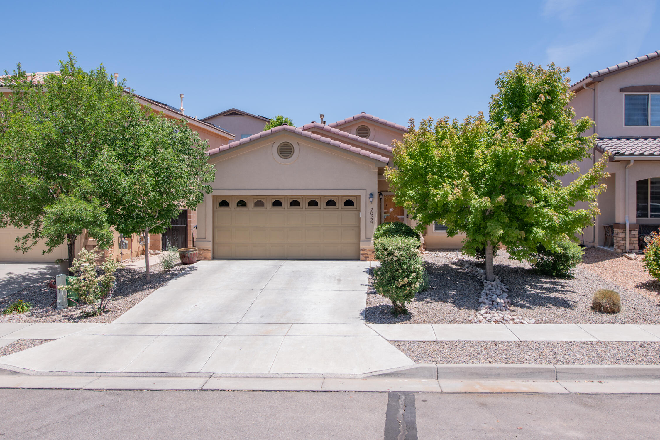 2024 Maywood Drive SE