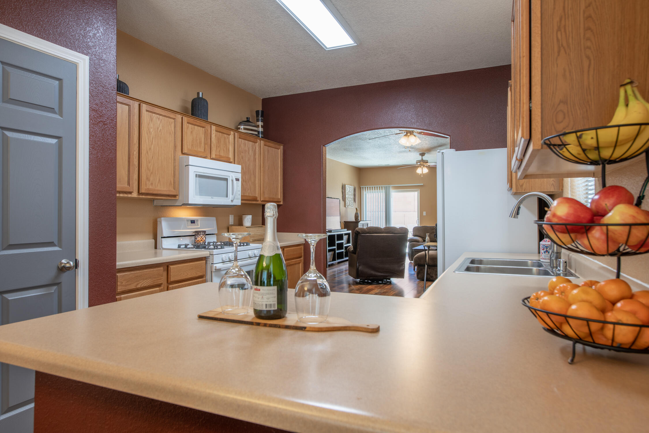 2024 Maywood Drive SE