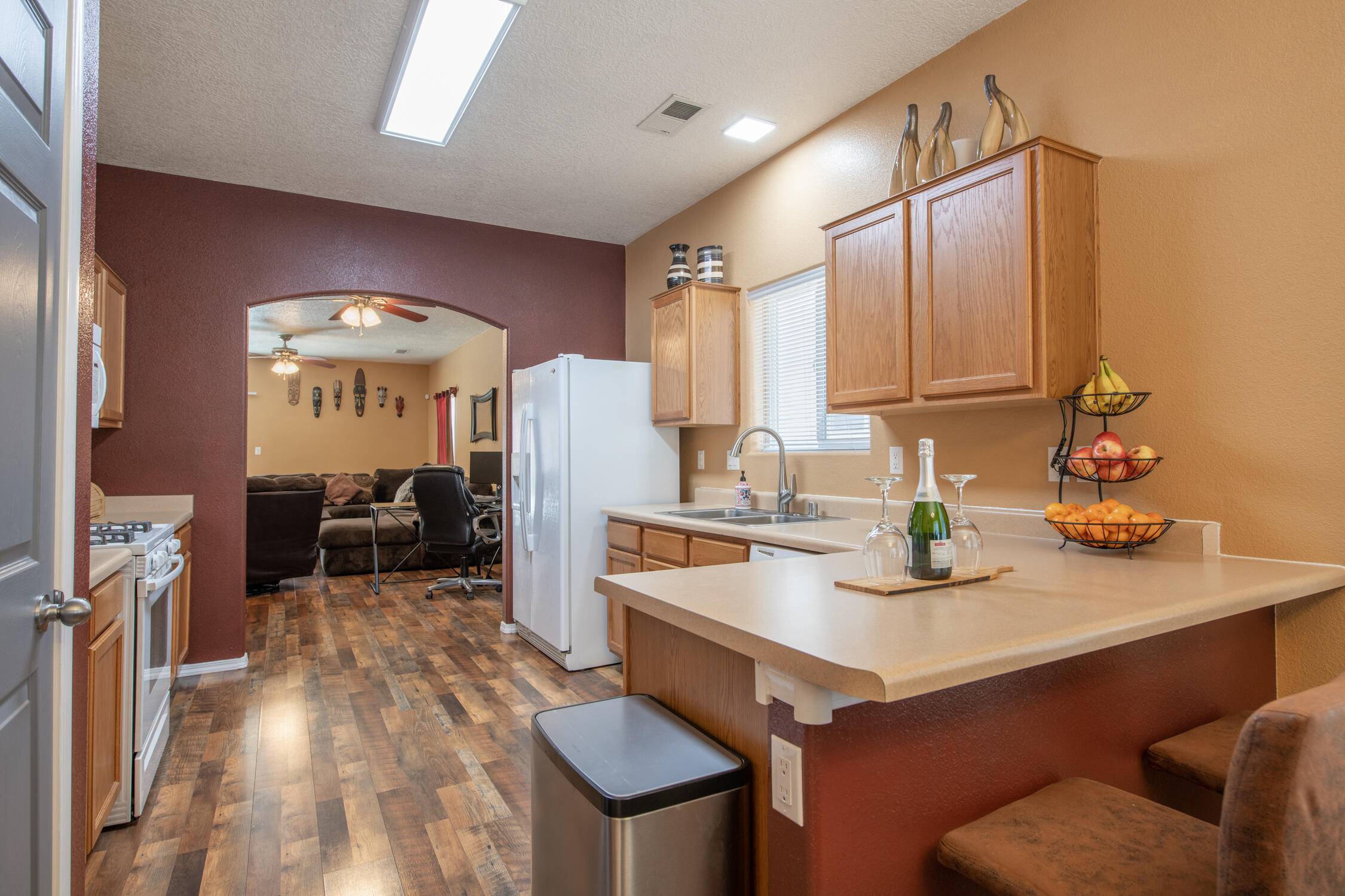 2024 Maywood Drive SE