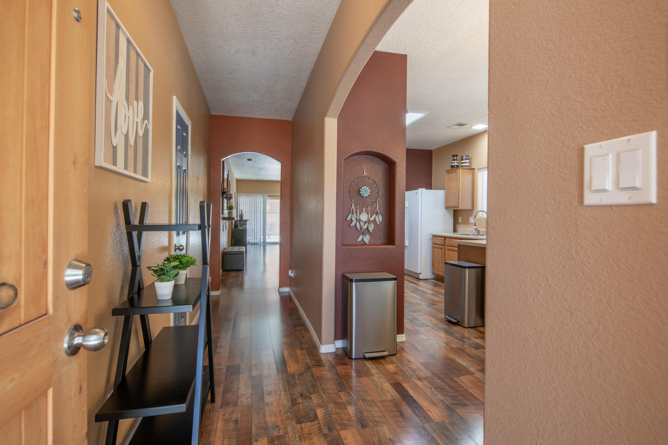 2024 Maywood Drive SE