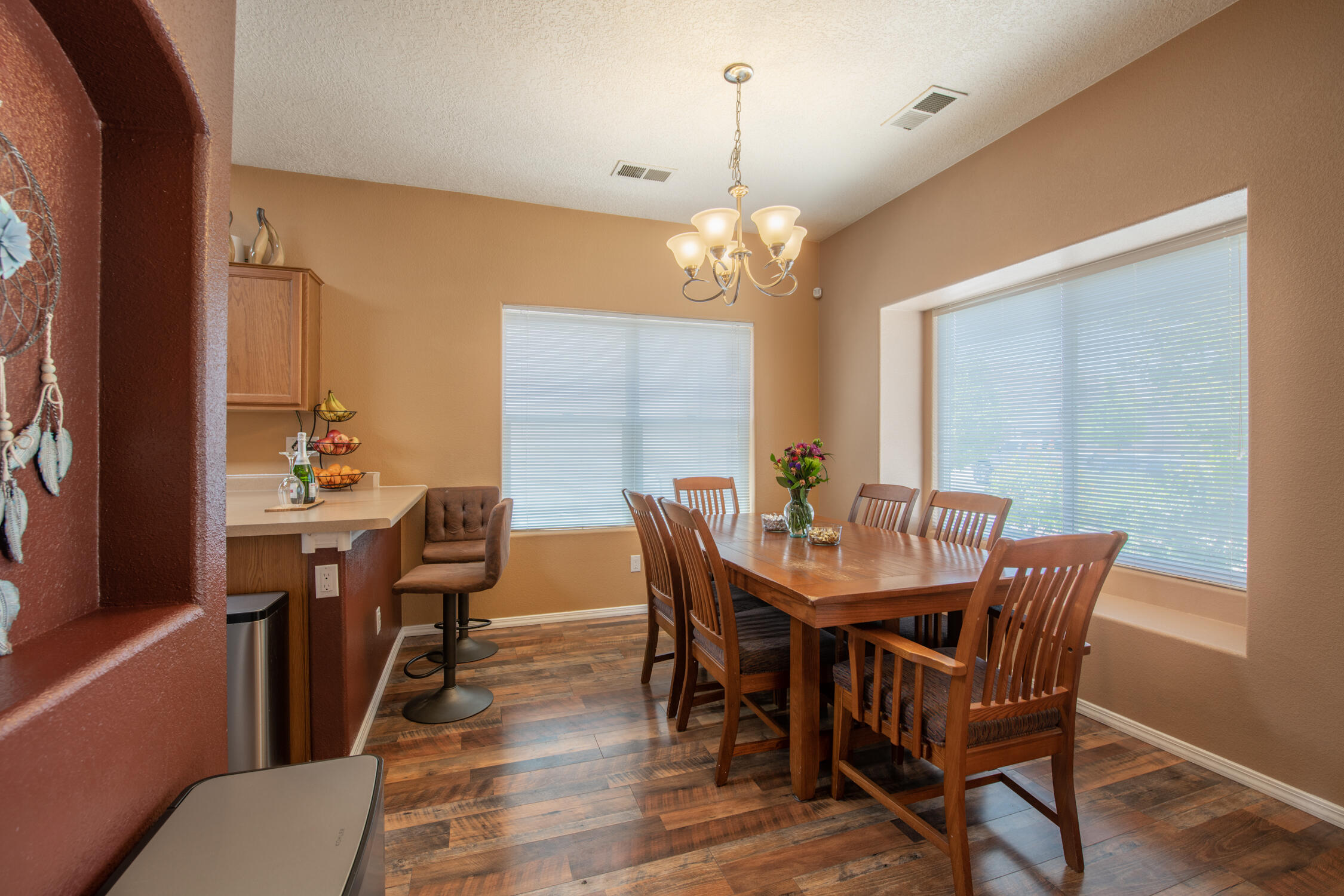 2024 Maywood Drive SE