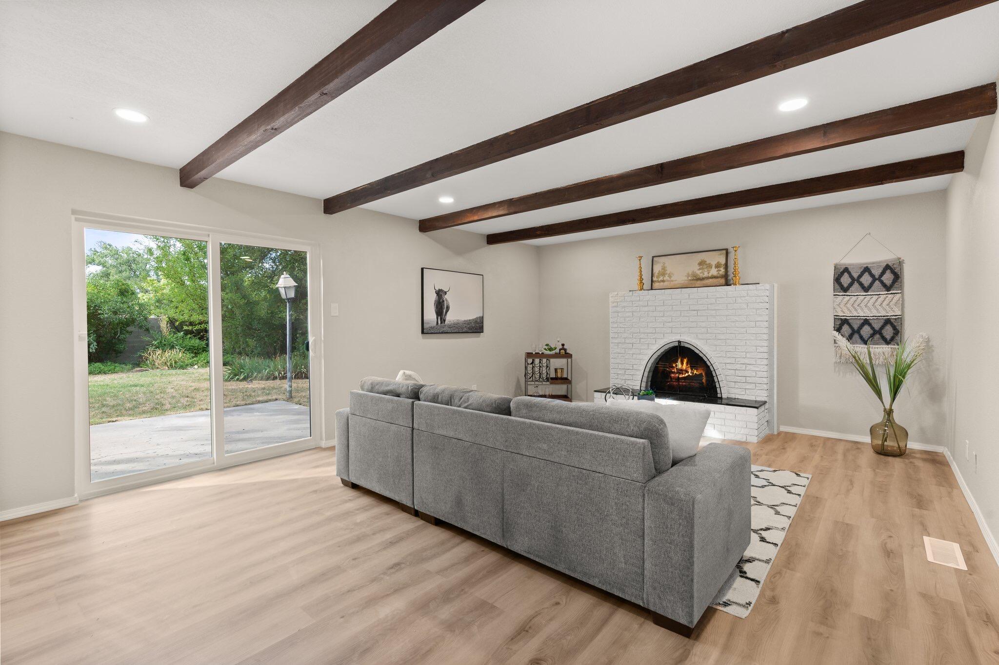 12025 Princess Jeanne Avenue NE