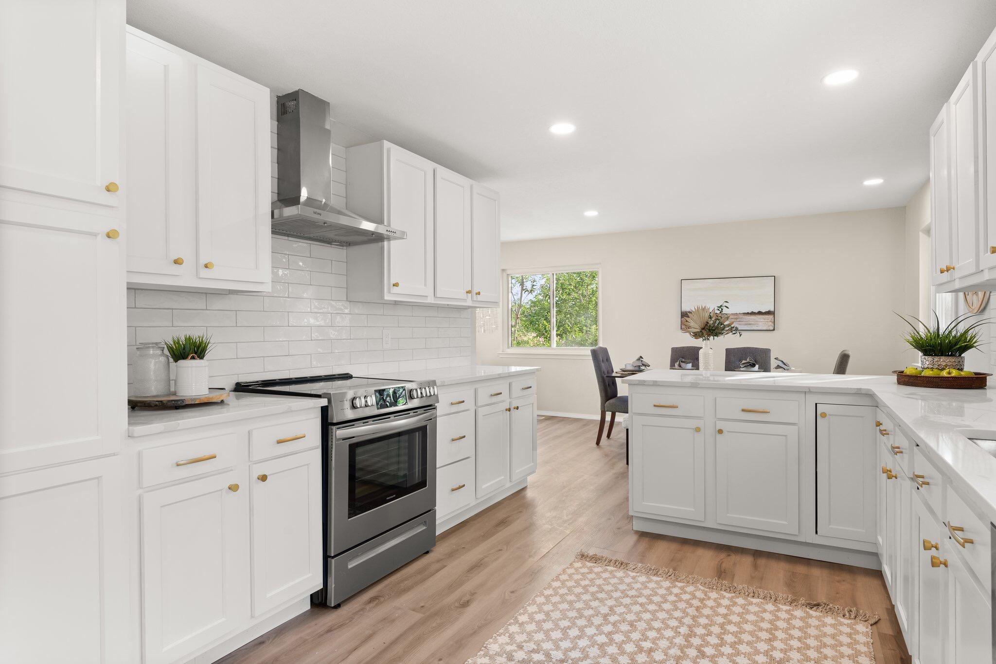 12025 Princess Jeanne Avenue NE