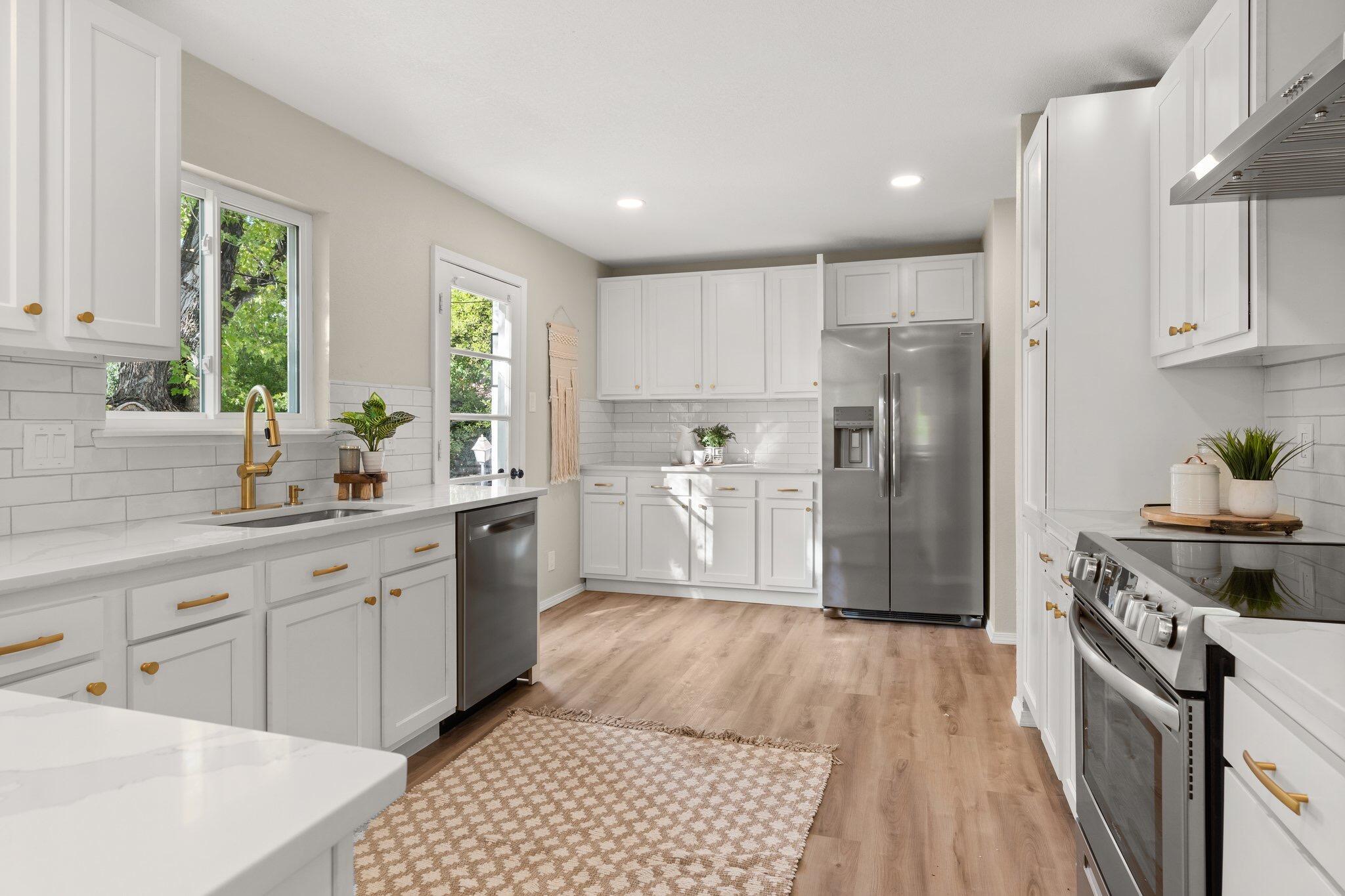 12025 Princess Jeanne Avenue NE