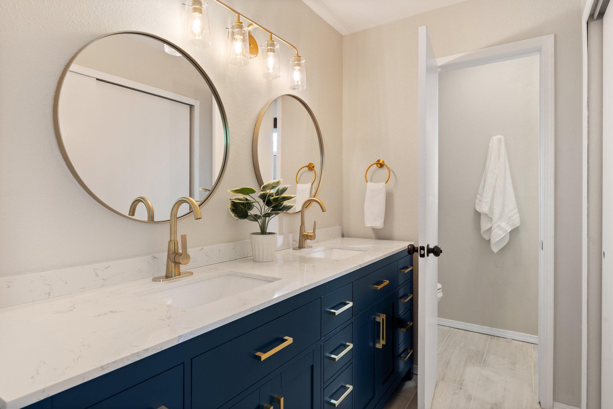 12025 Princess Jeanne Avenue NE