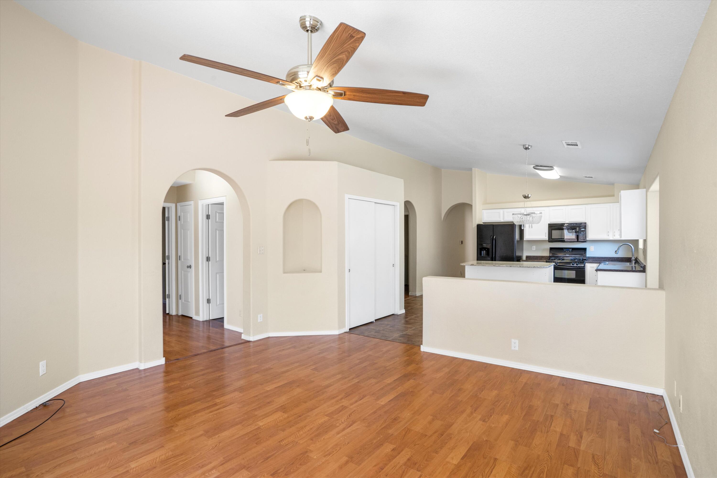 10300 Calle Maravilla Court NW