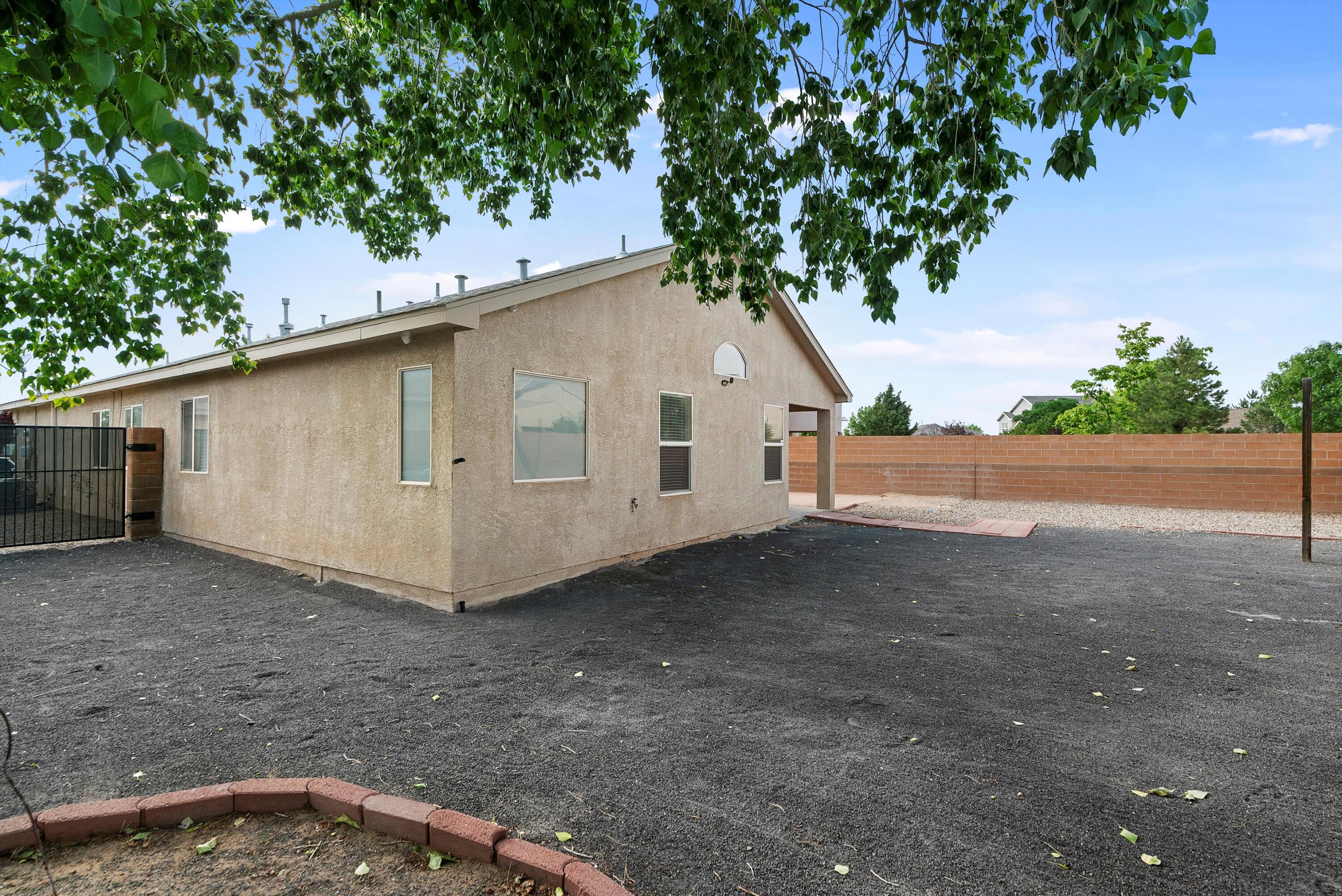 10300 Calle Maravilla Court NW