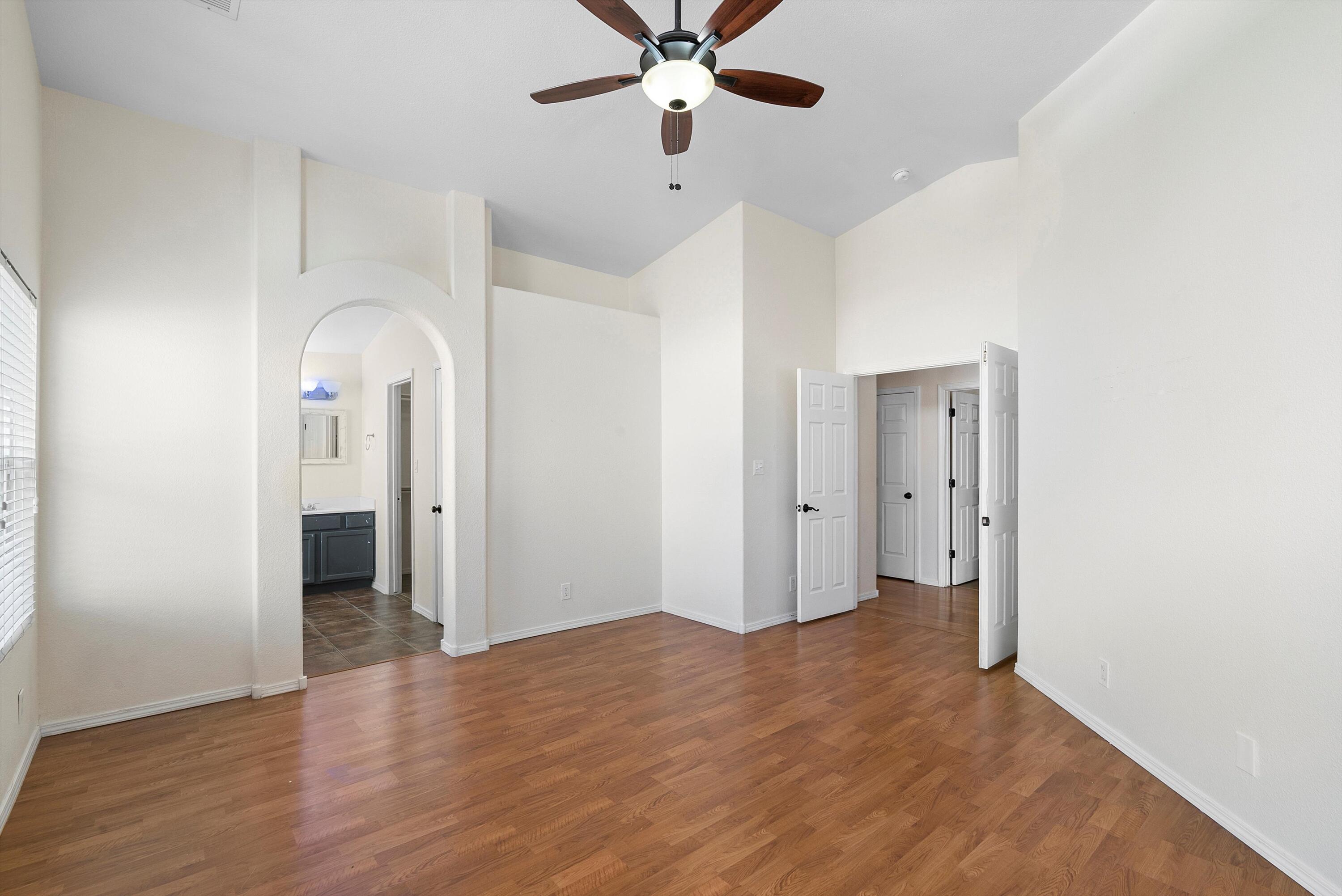 10300 Calle Maravilla Court NW