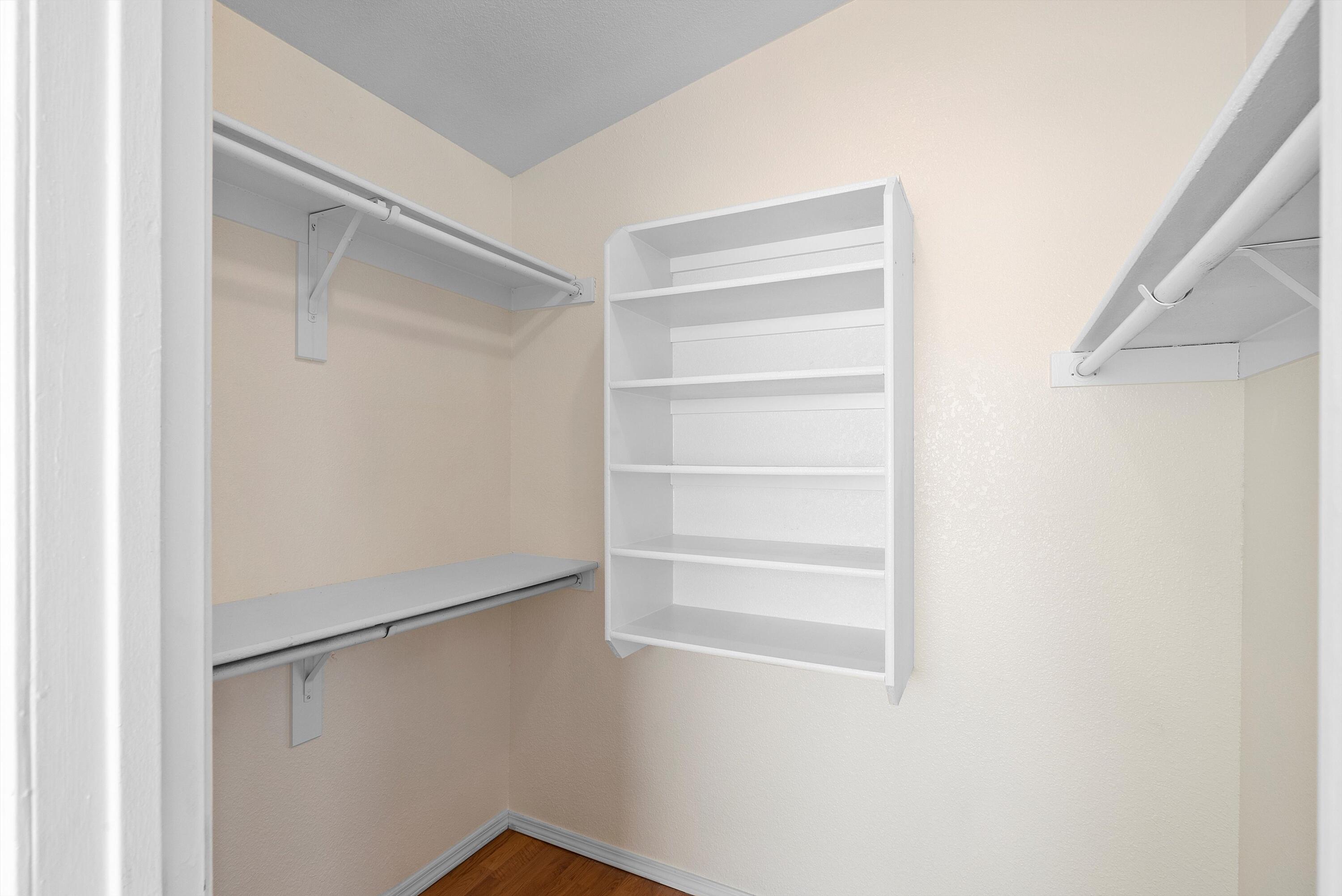 10300 Calle Maravilla Court NW