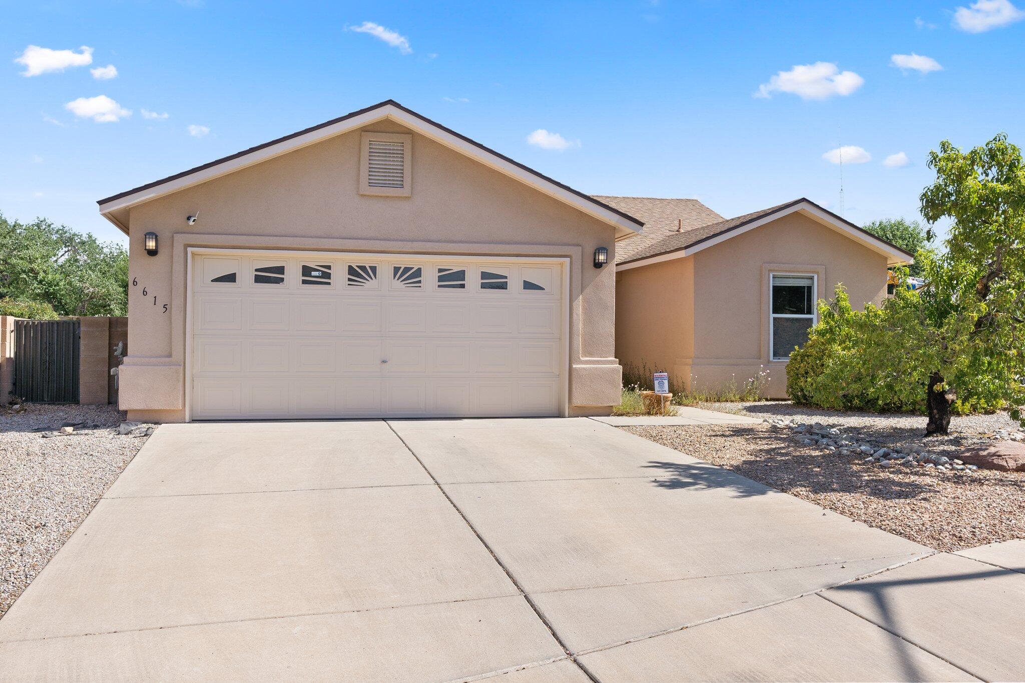 6615 Sonrisa Place NE