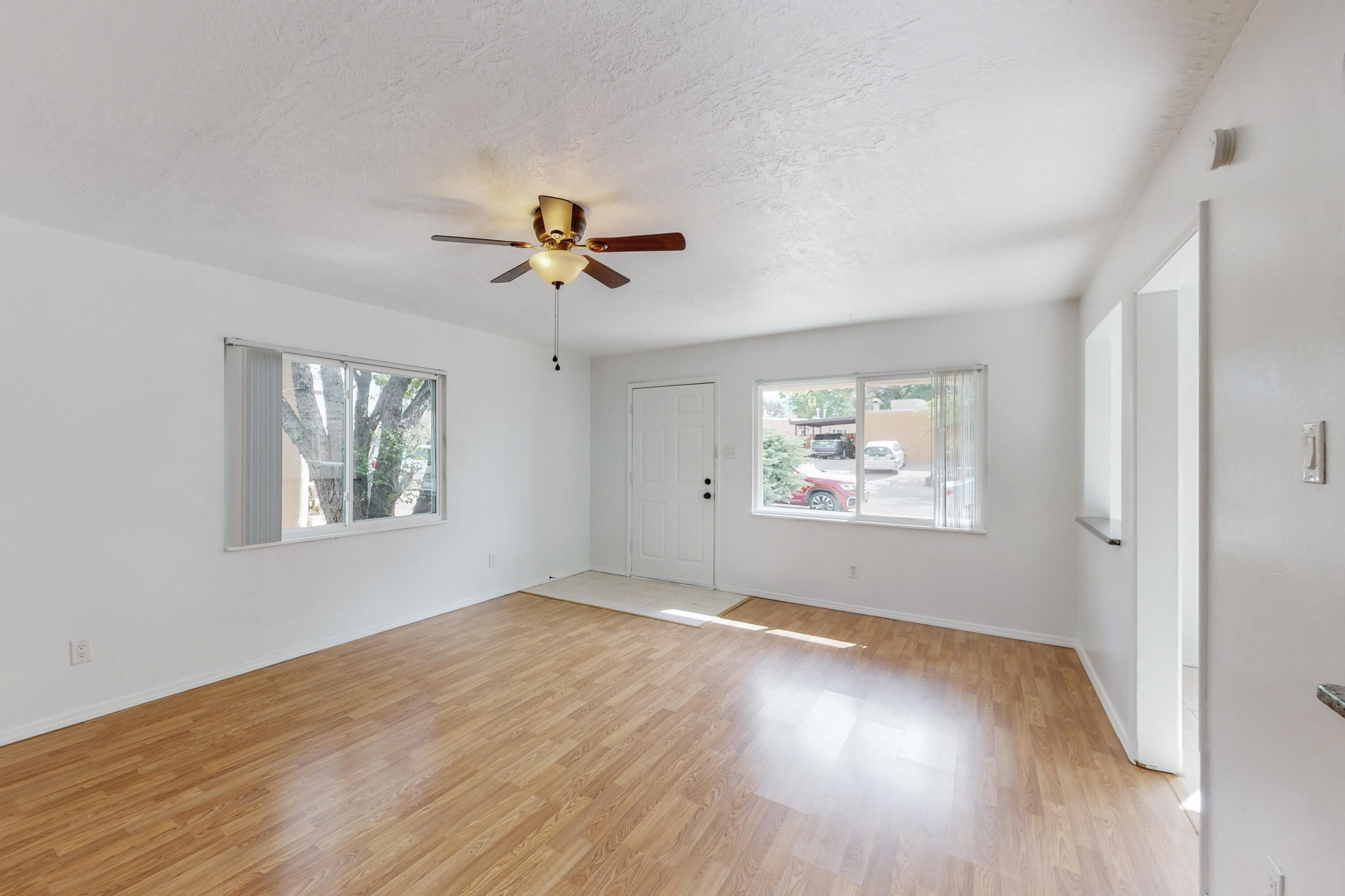 2205 Elizabeth Street NE