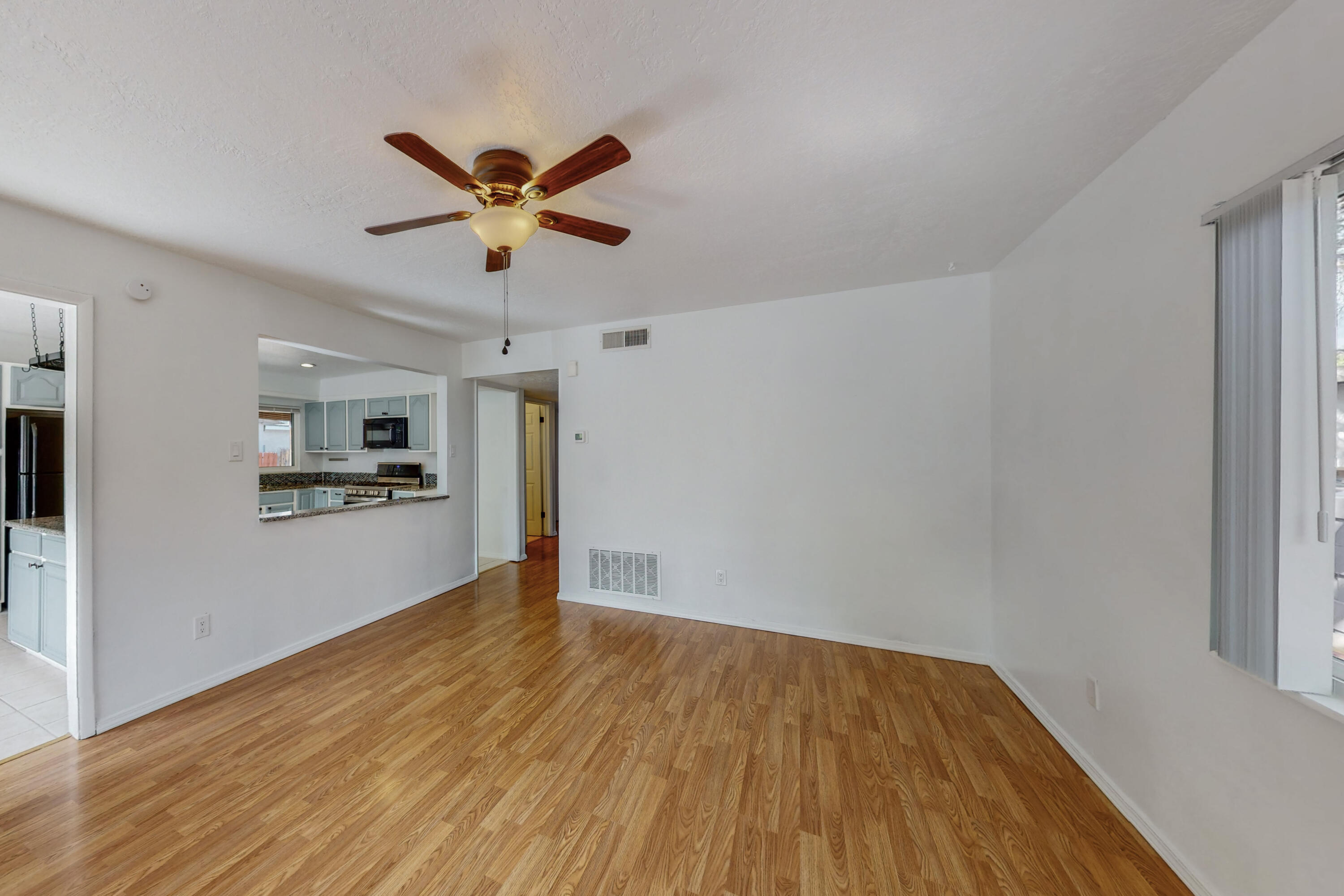 2205 Elizabeth Street NE