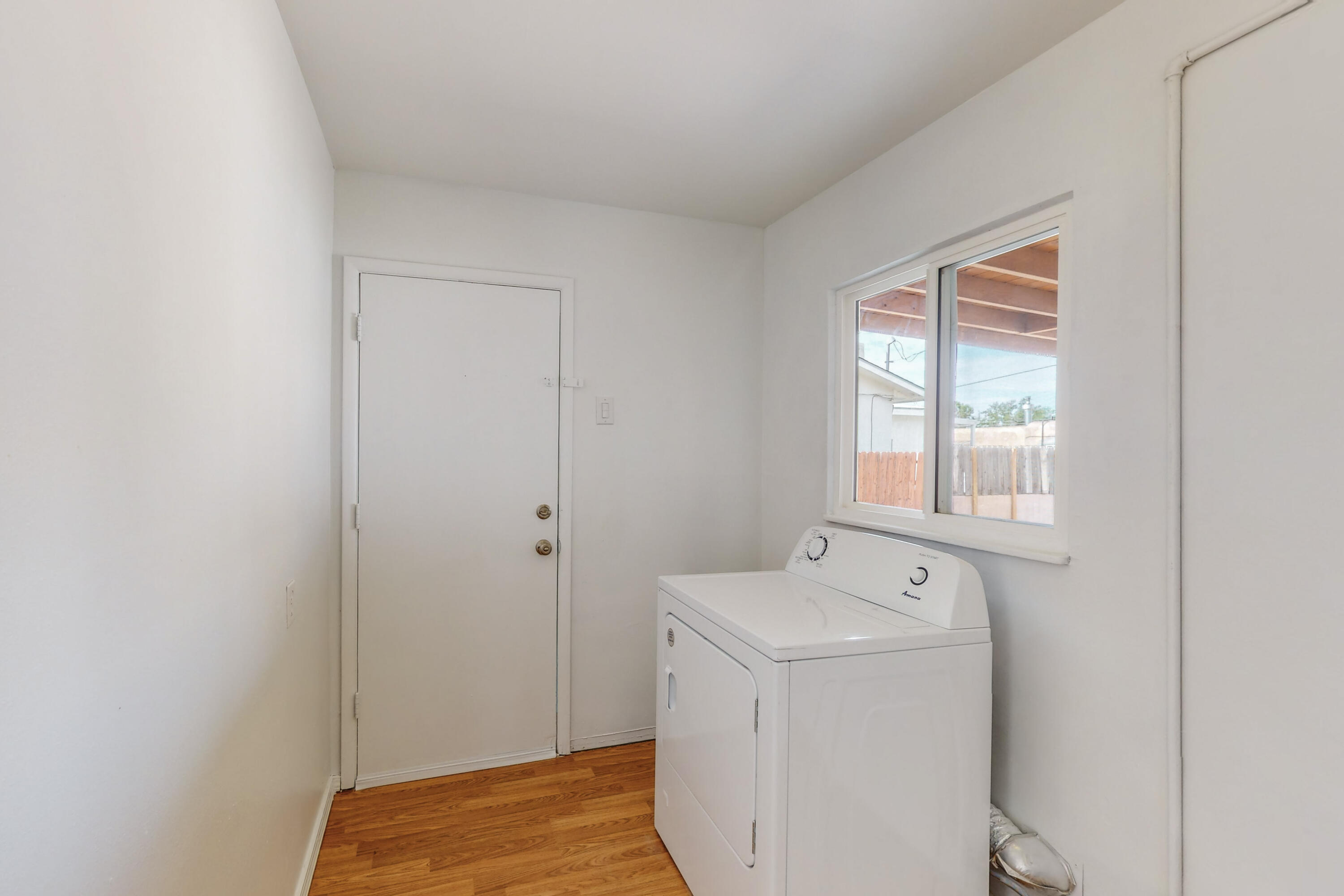 2205 Elizabeth Street NE