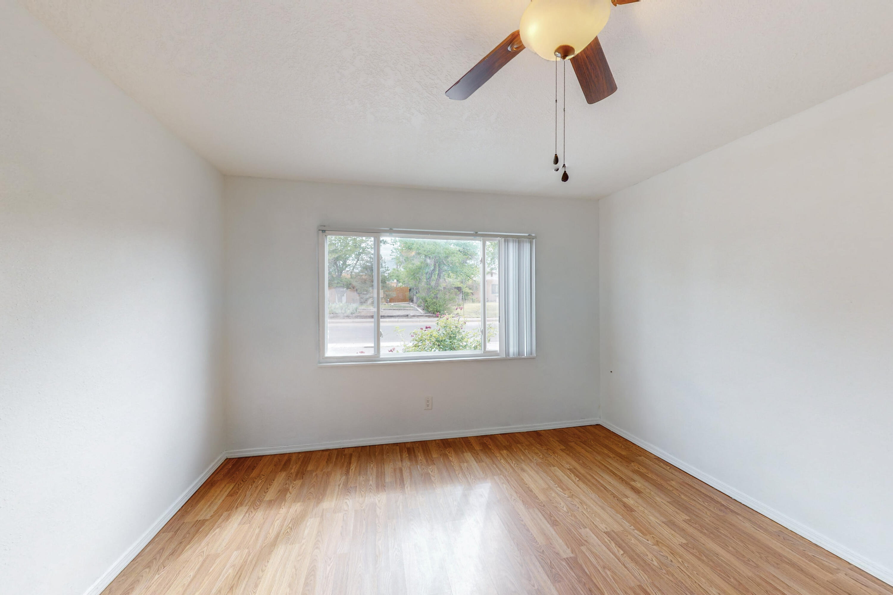 2205 Elizabeth Street NE