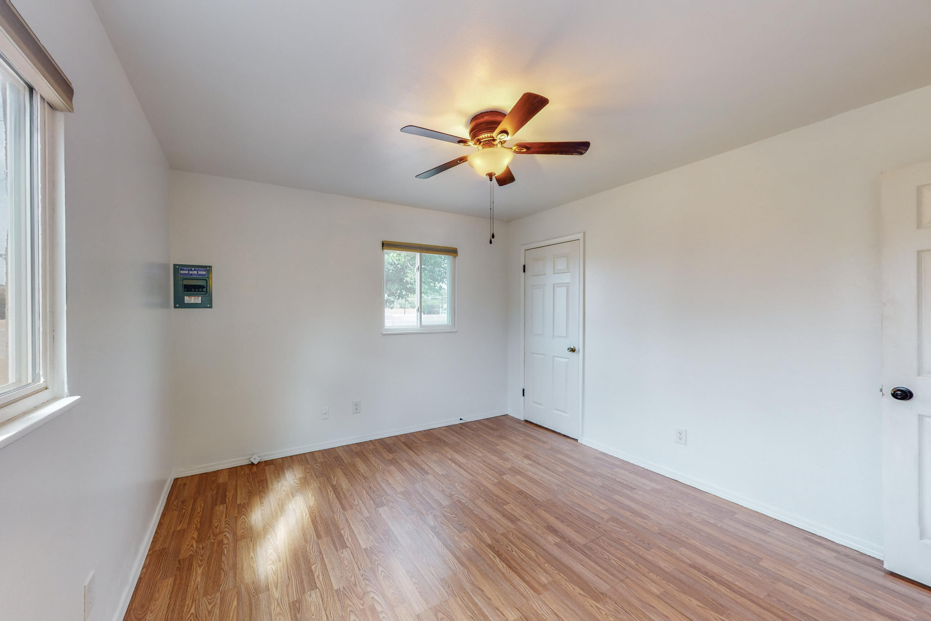 2205 Elizabeth Street NE