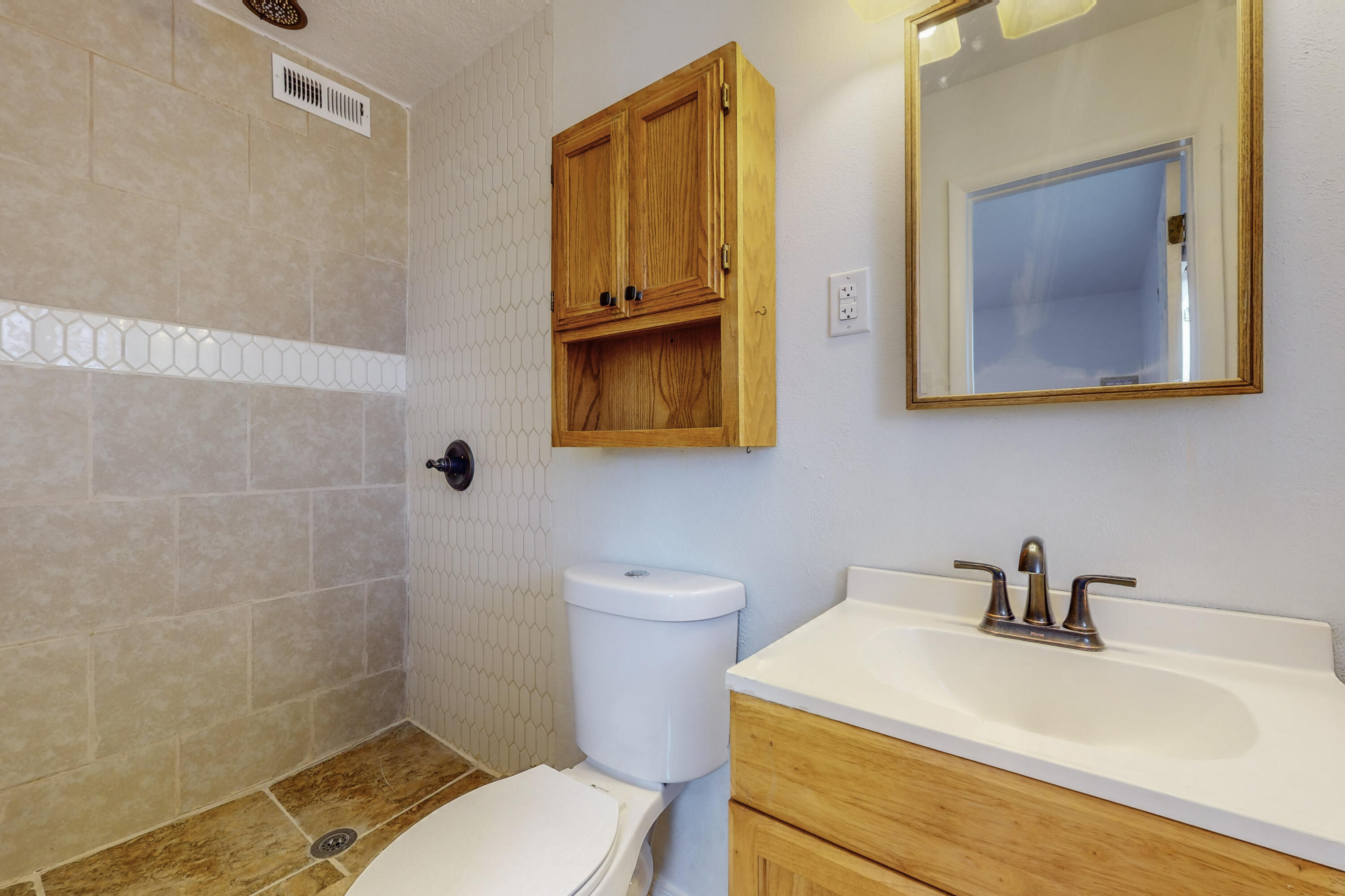 2205 Elizabeth Street NE