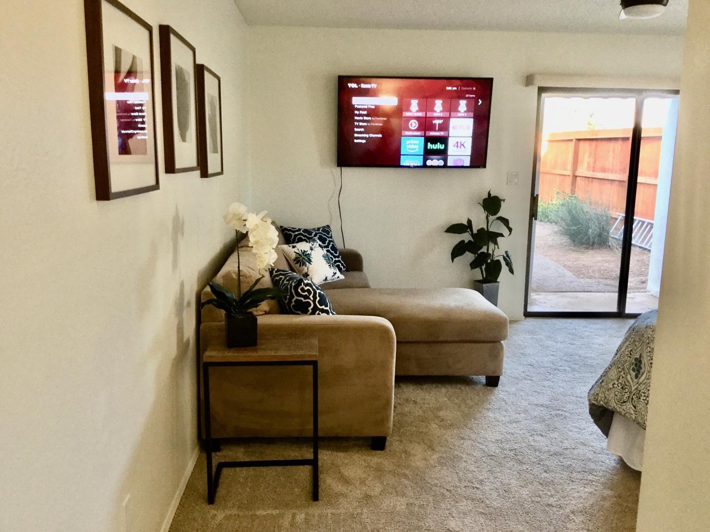 1101 Bernalillo Place