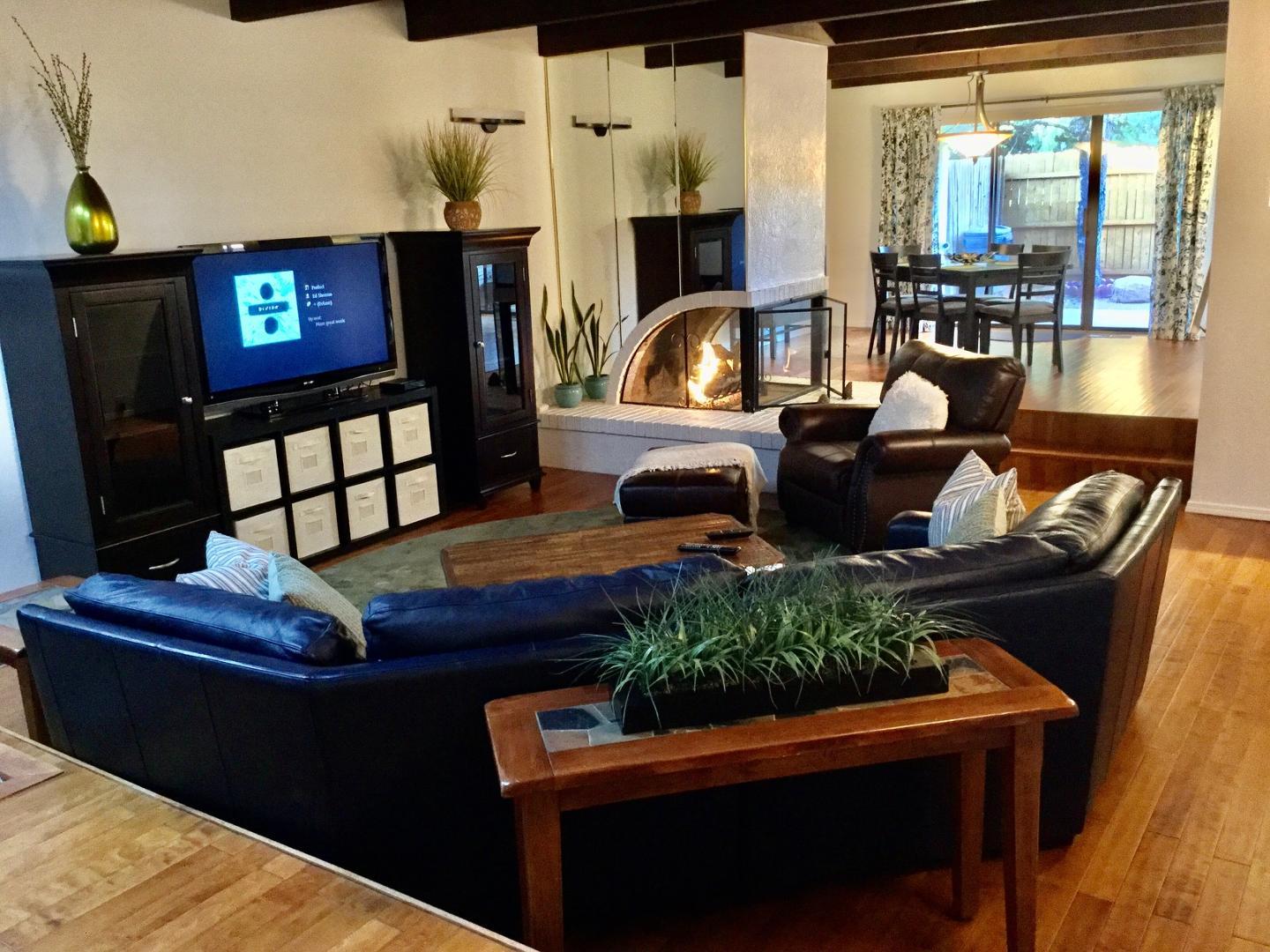 1101 Bernalillo Place