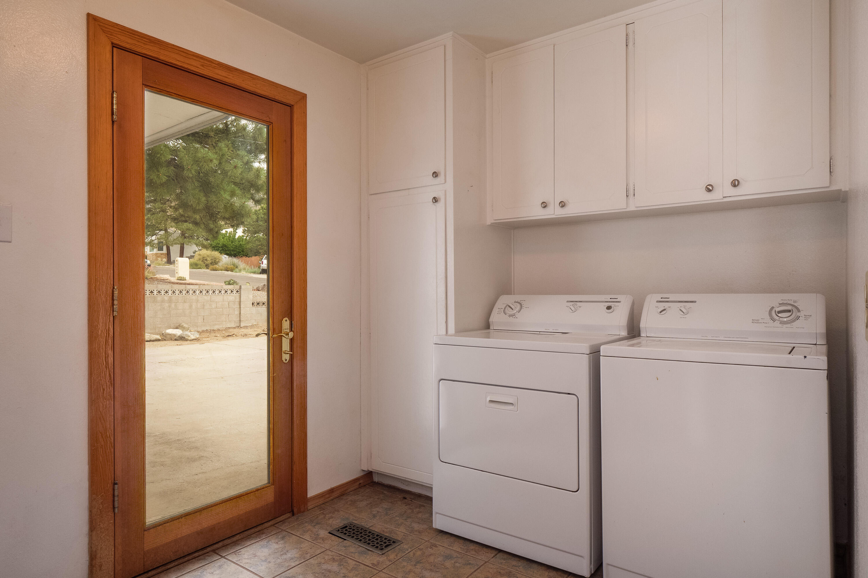 13101 Pinehurst Avenue NE