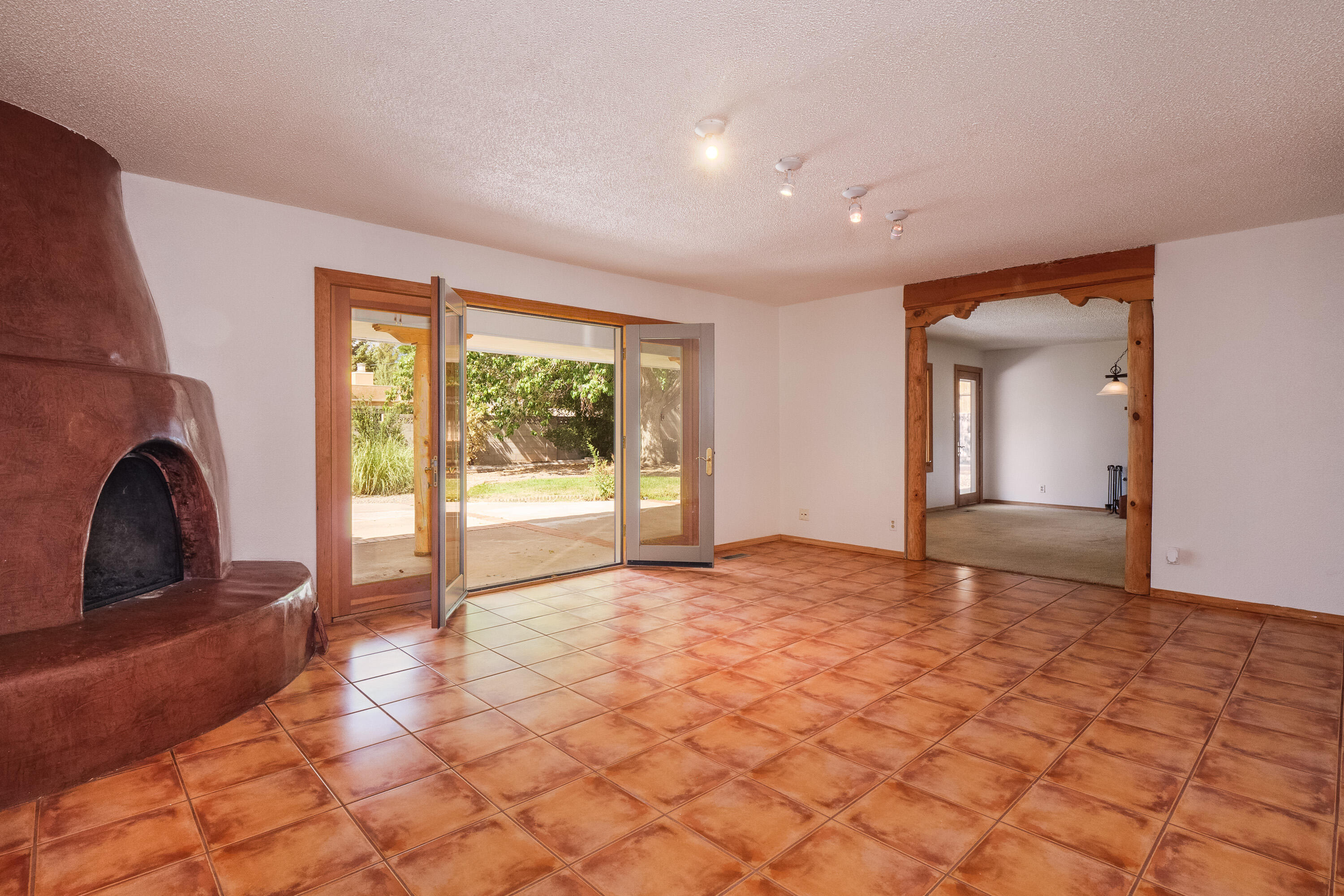 13101 Pinehurst Avenue NE