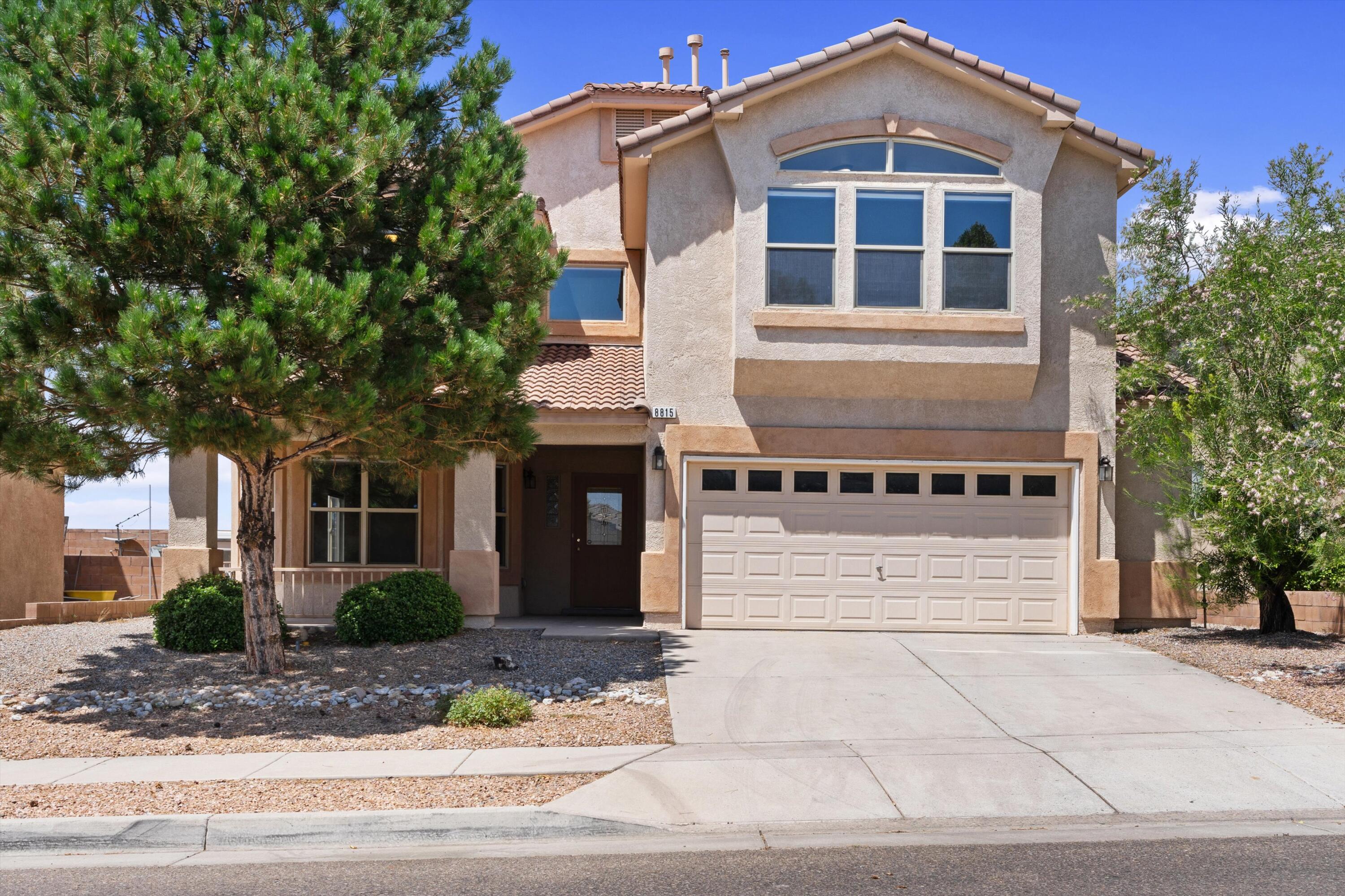 8815 Hampton Avenue NE