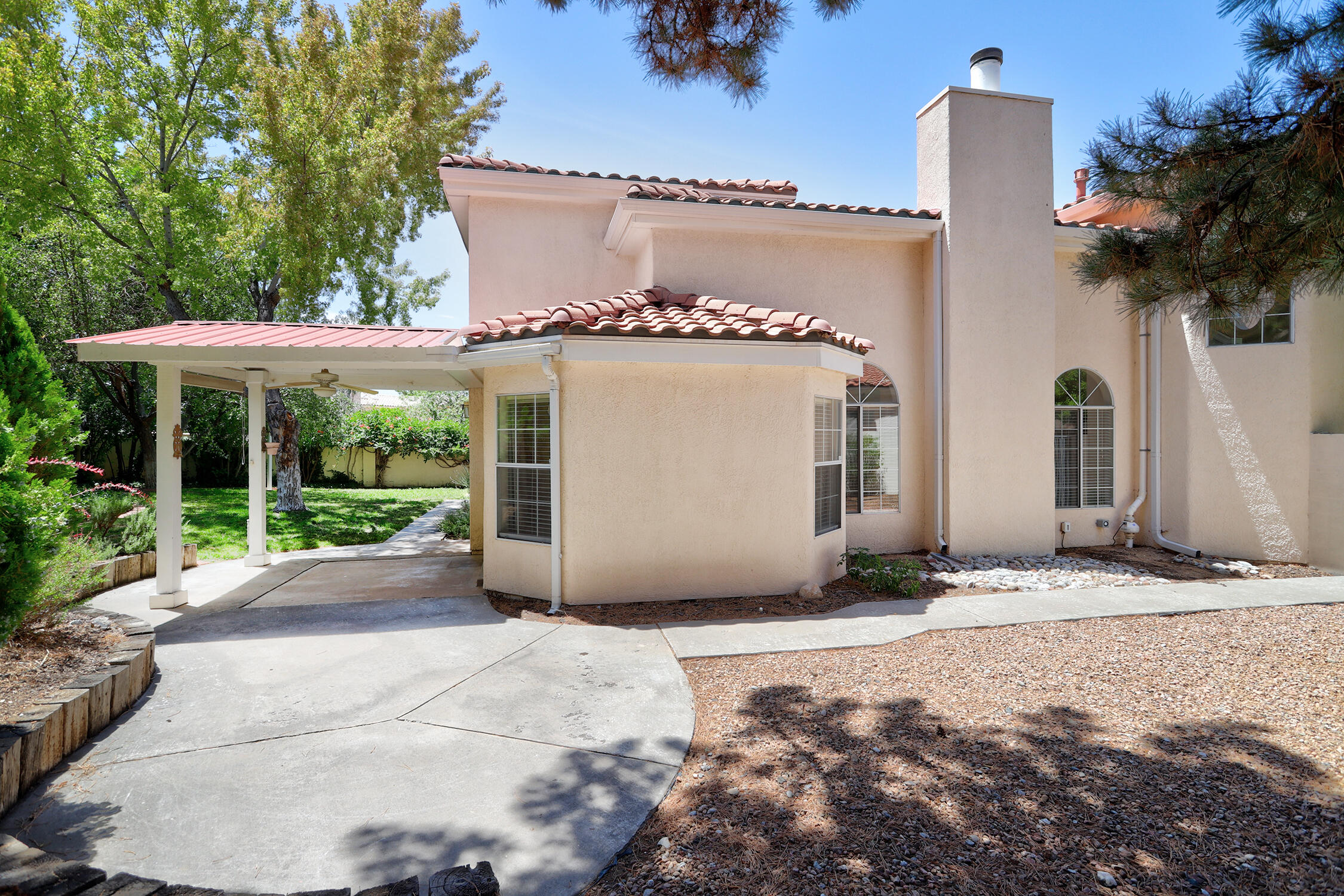 6100 Rosetree Place NE