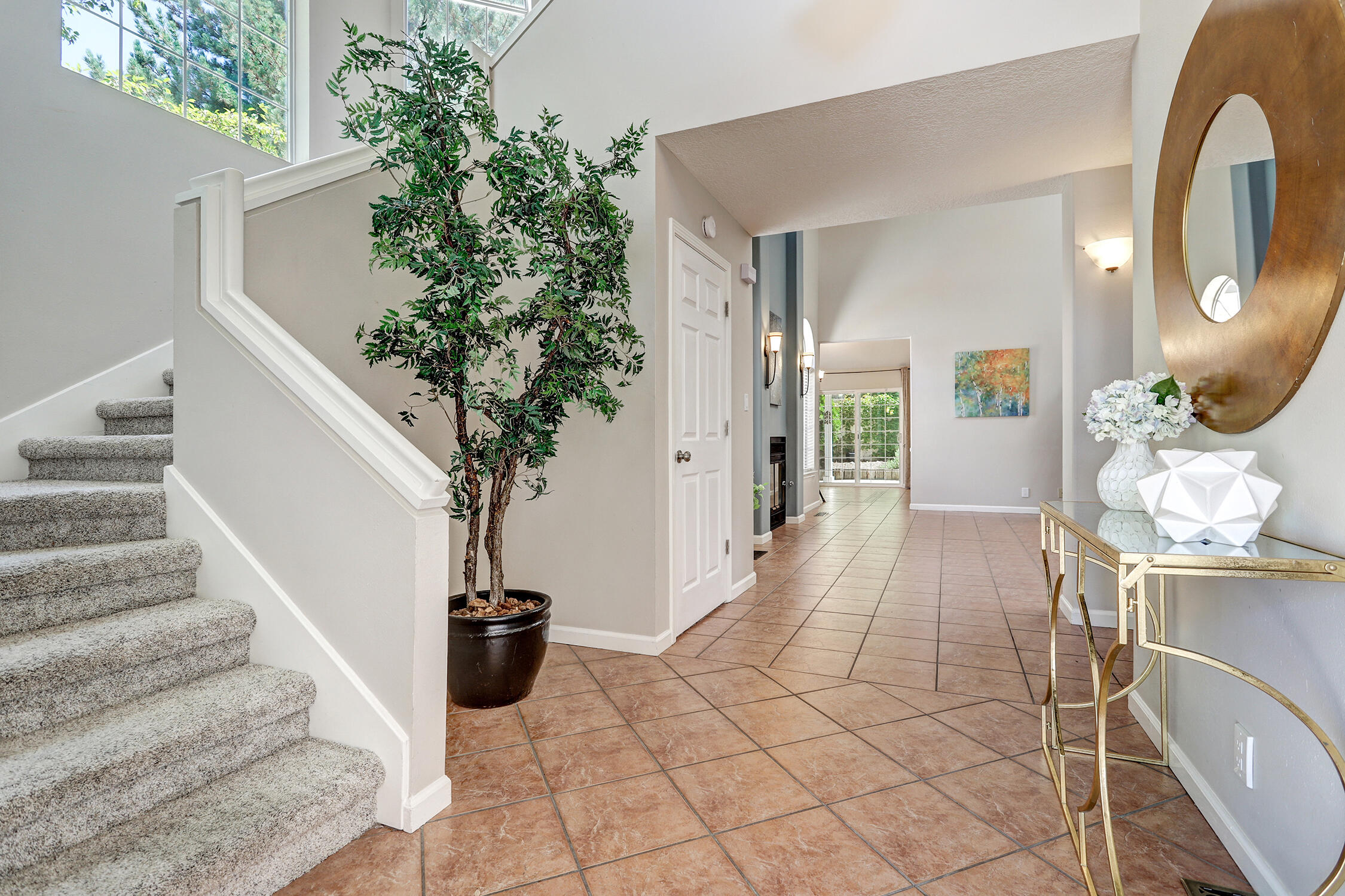 6100 Rosetree Place NE