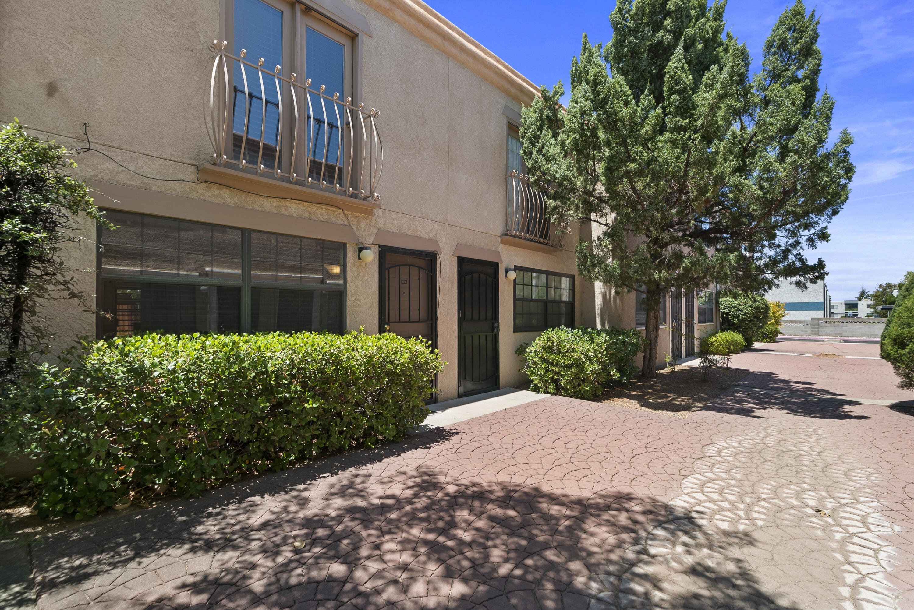 6041 Sequoia Road NW D9