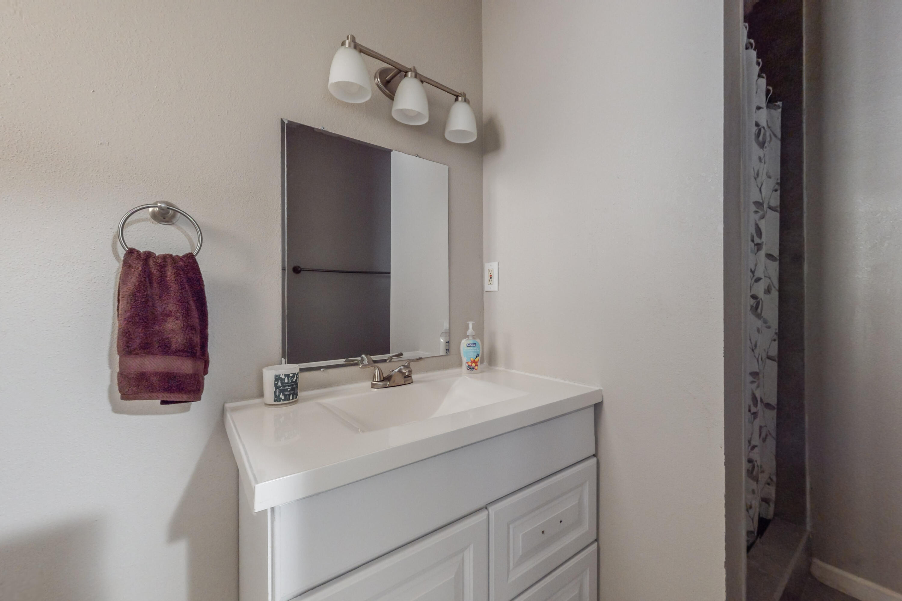 516 Rhode Island Street SE