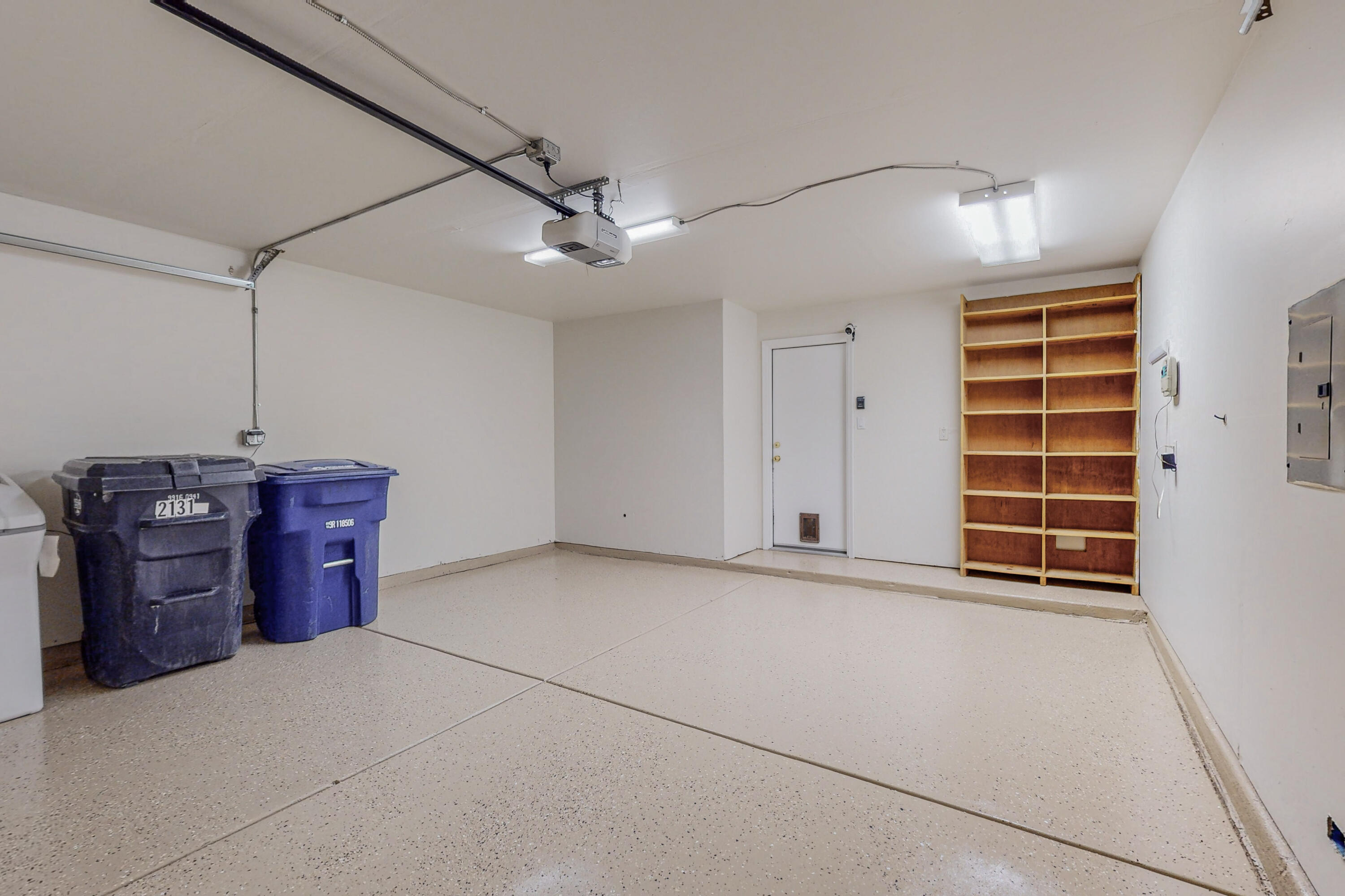 2131 Altura Azul Lane NE