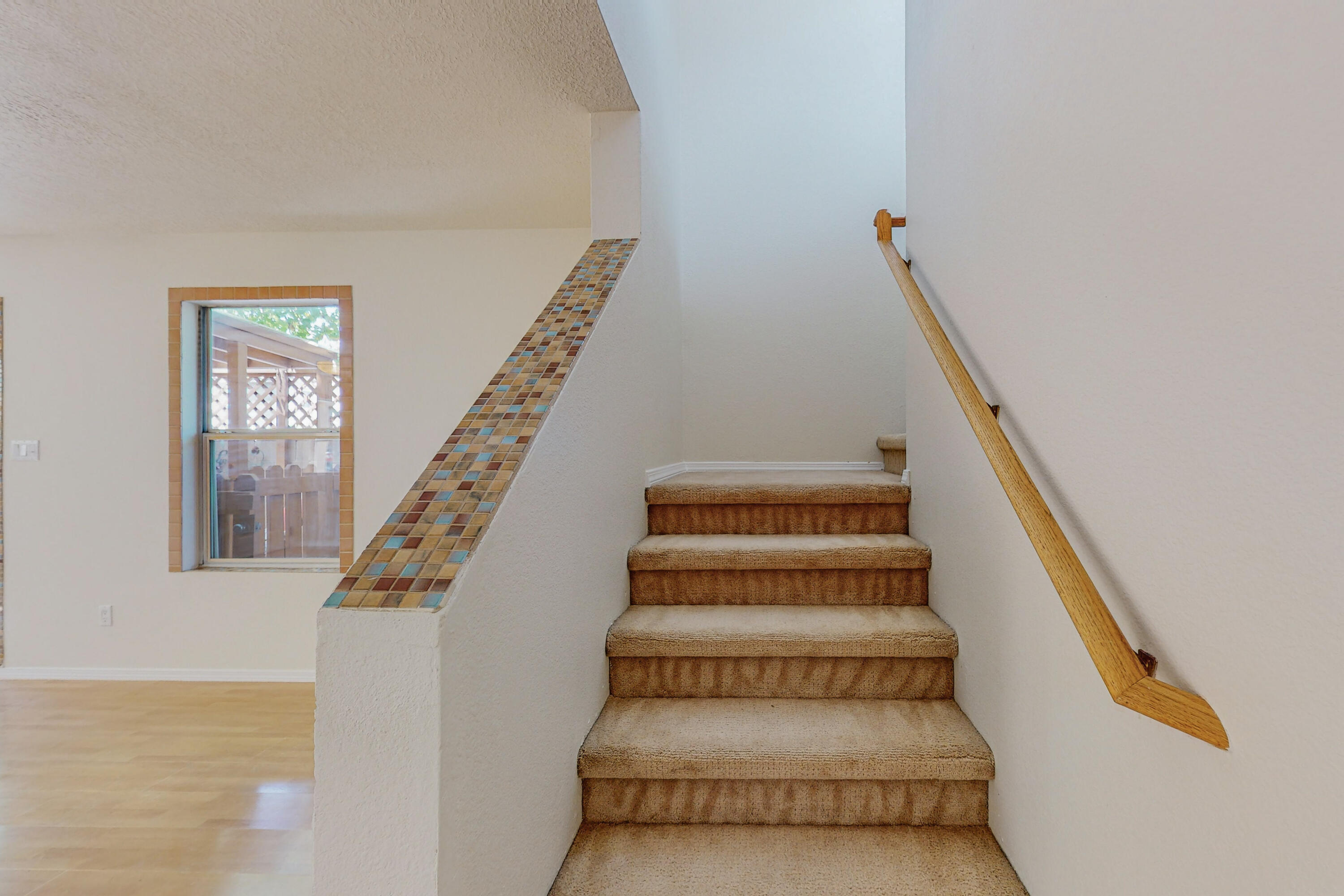 2131 Altura Azul Lane NE