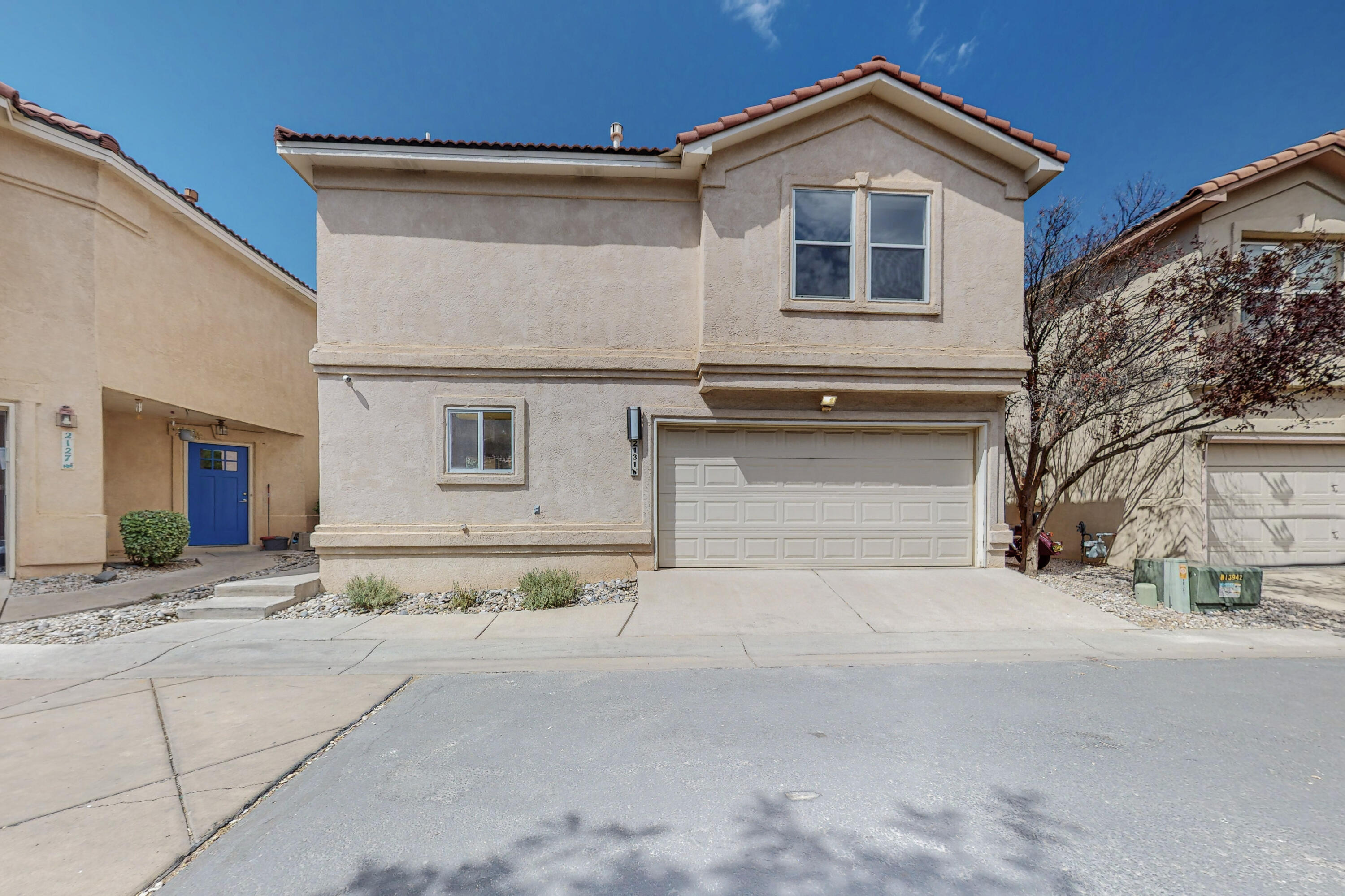 2131 Altura Azul Lane NE
